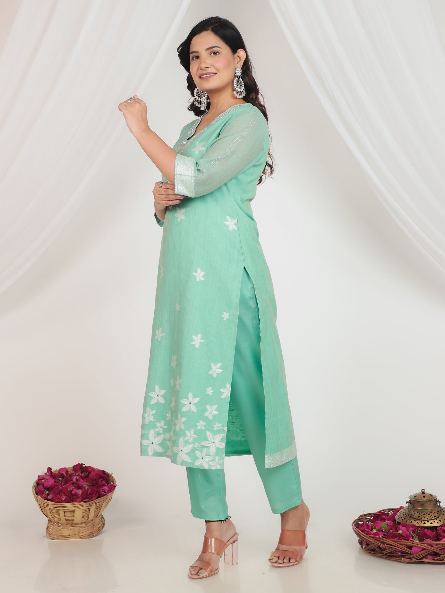 Embroidered Chanderi Floral Straight Green Kurta