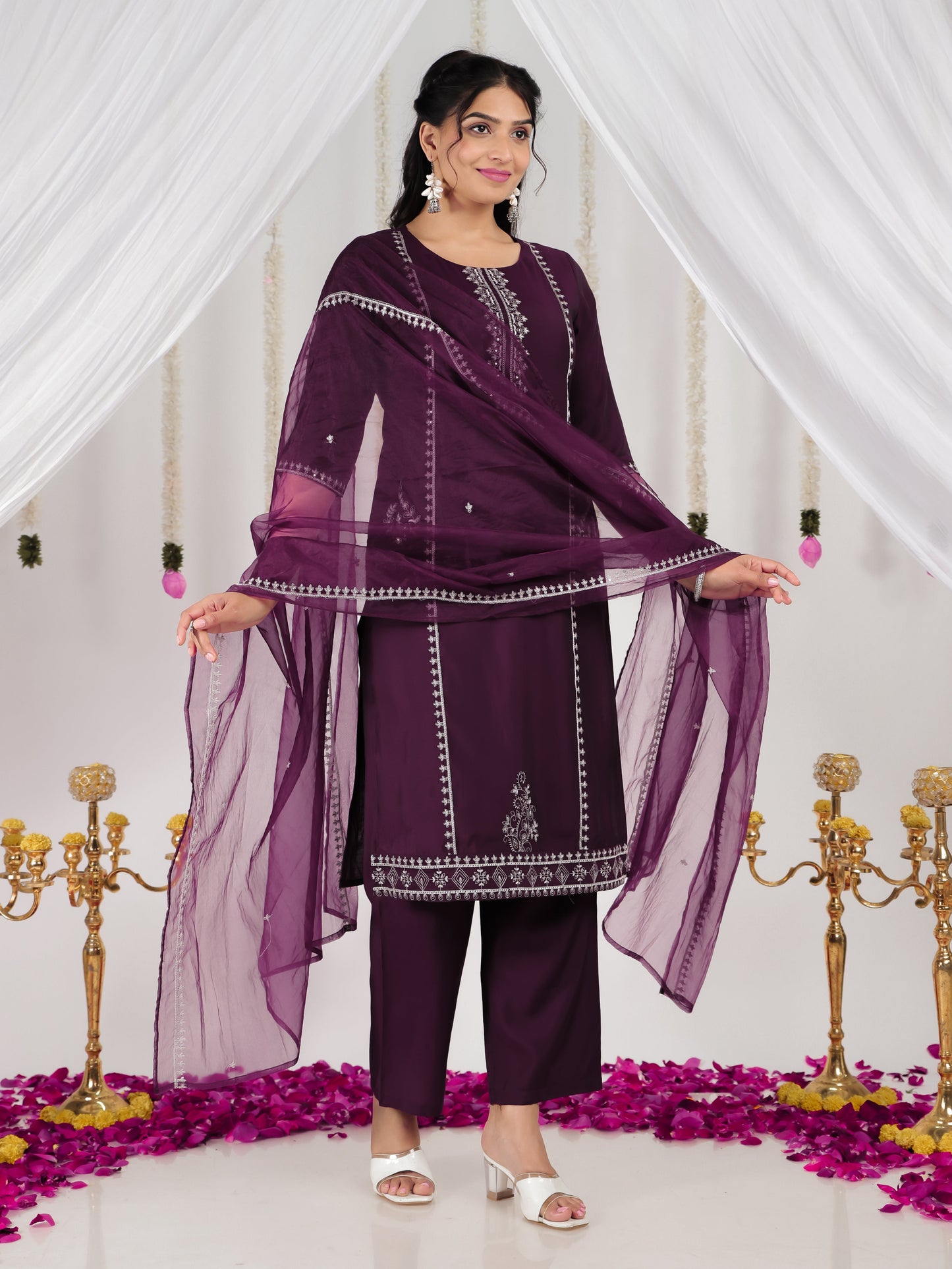 Embroidered Tissue Fabric Solid Dupatta