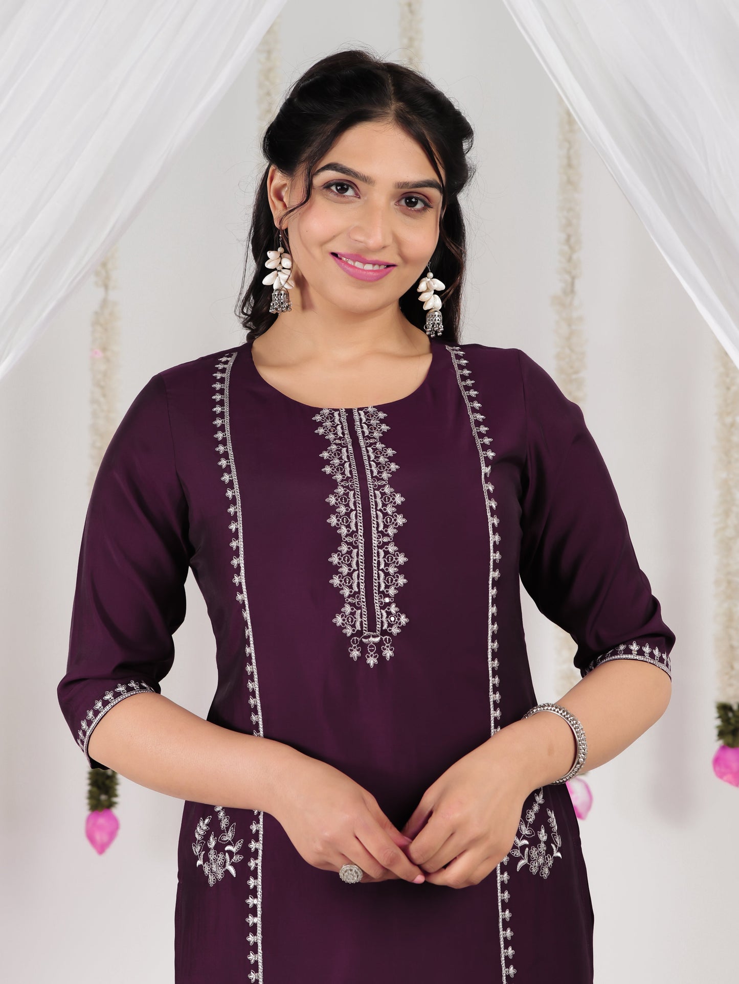 Embroidered Muslin Solid Straight Purple Kurta