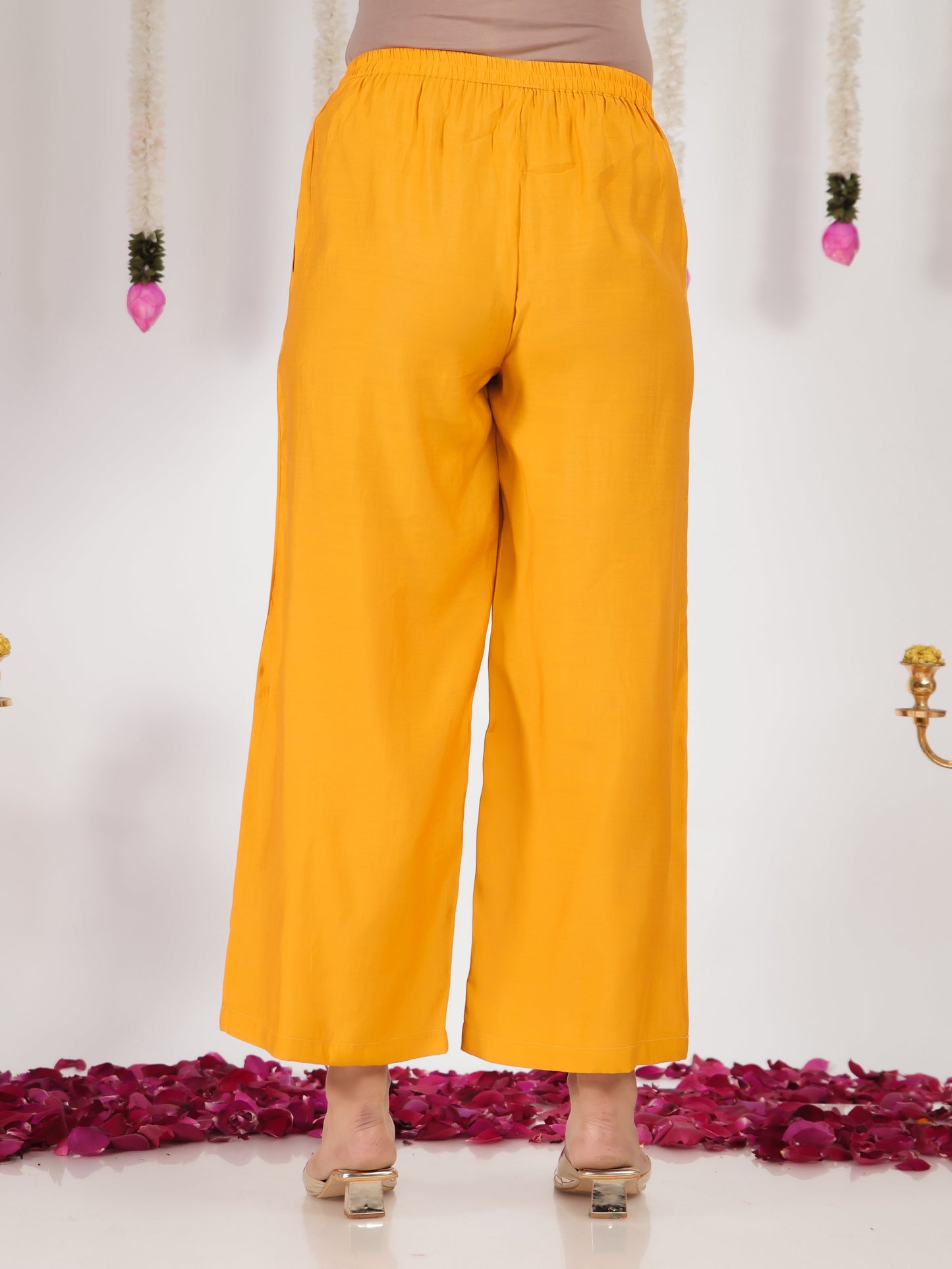 Embroidered Silk Blend Solid Straight Yellow Kurta