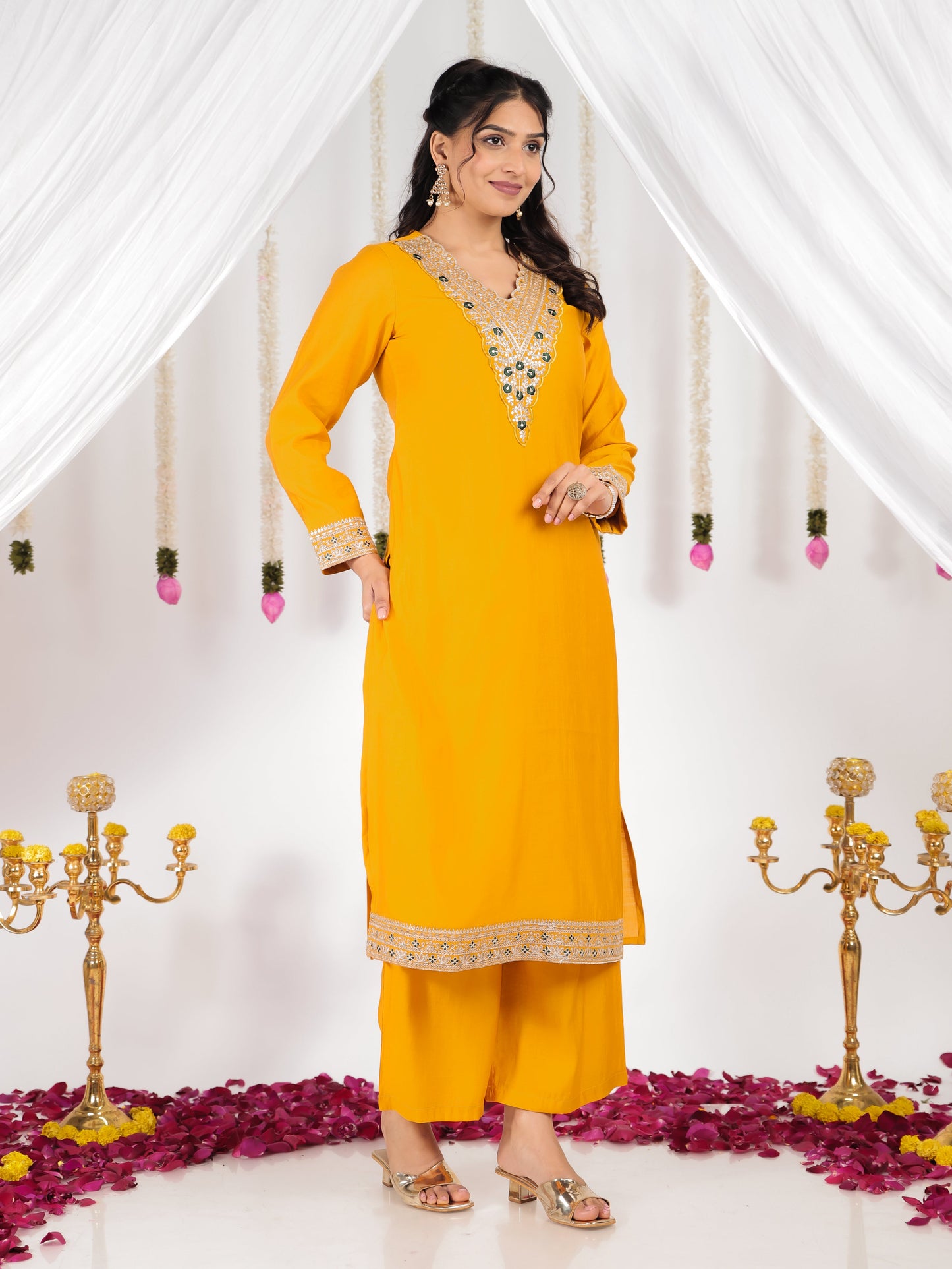 Embroidered Silk Blend Solid Straight Yellow Kurta