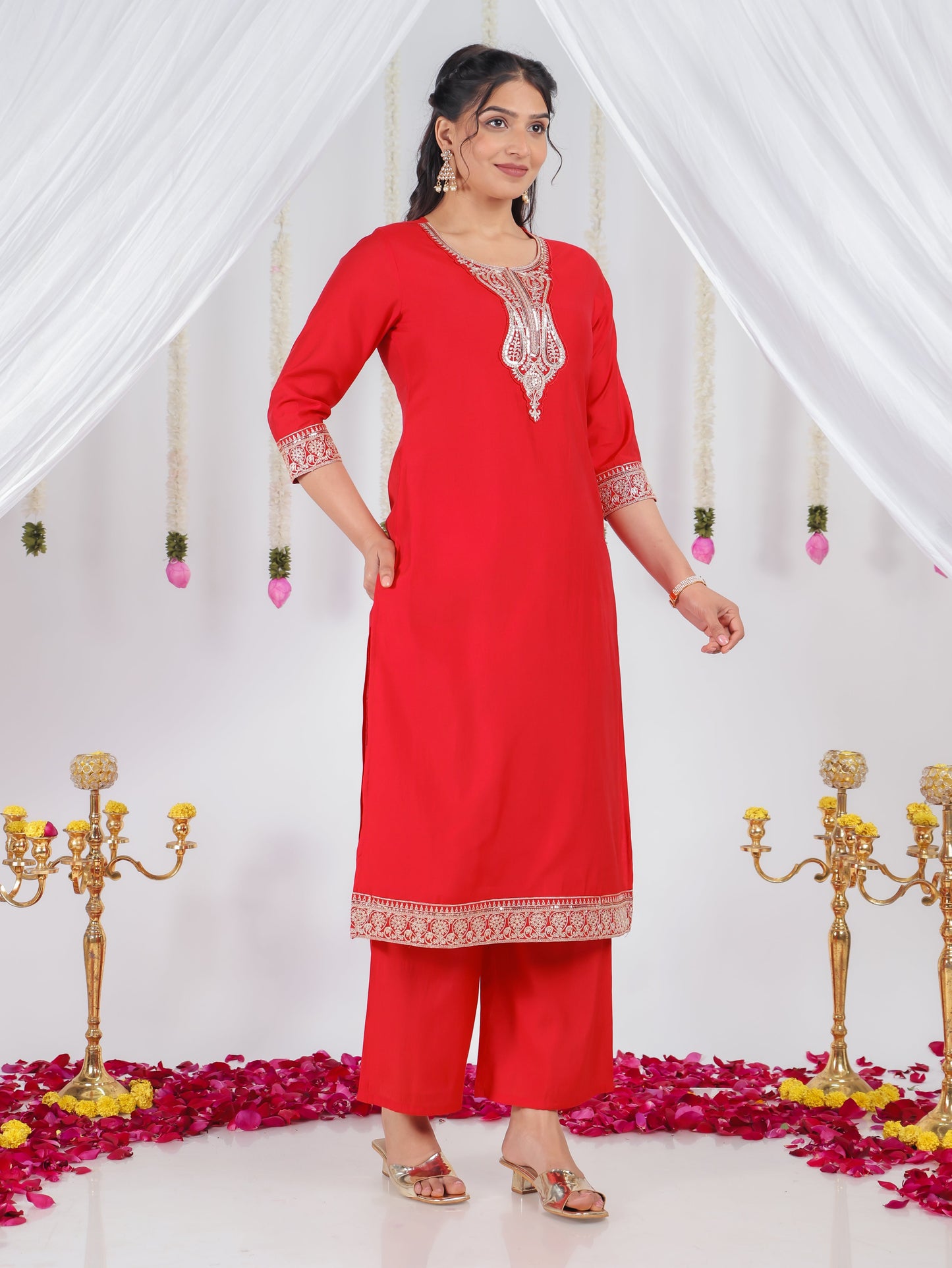 Embroidered Muslin Solid Straight Red Kurta
