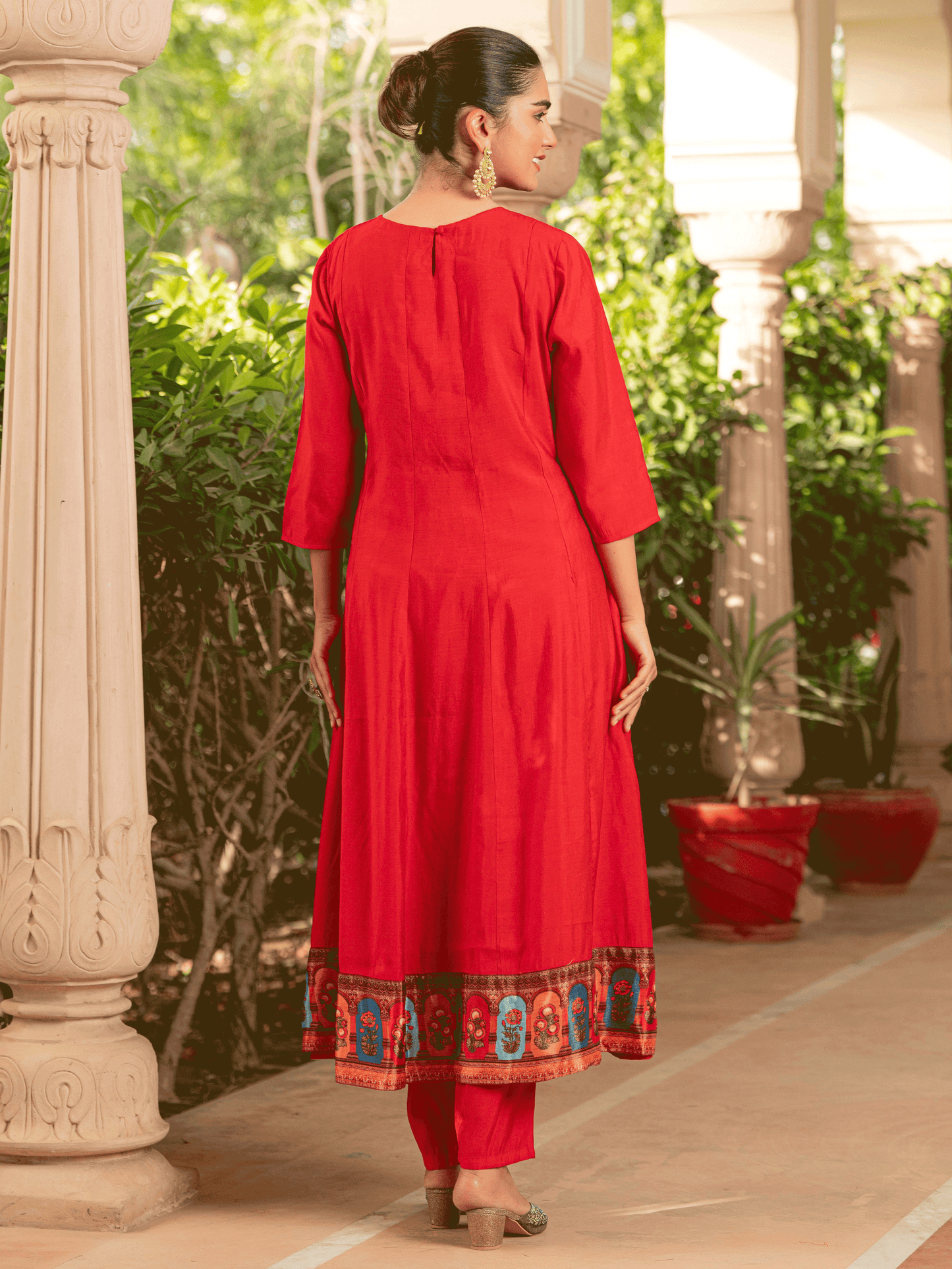Embroidered Blended Silk Solid Anarkali Red Kurta