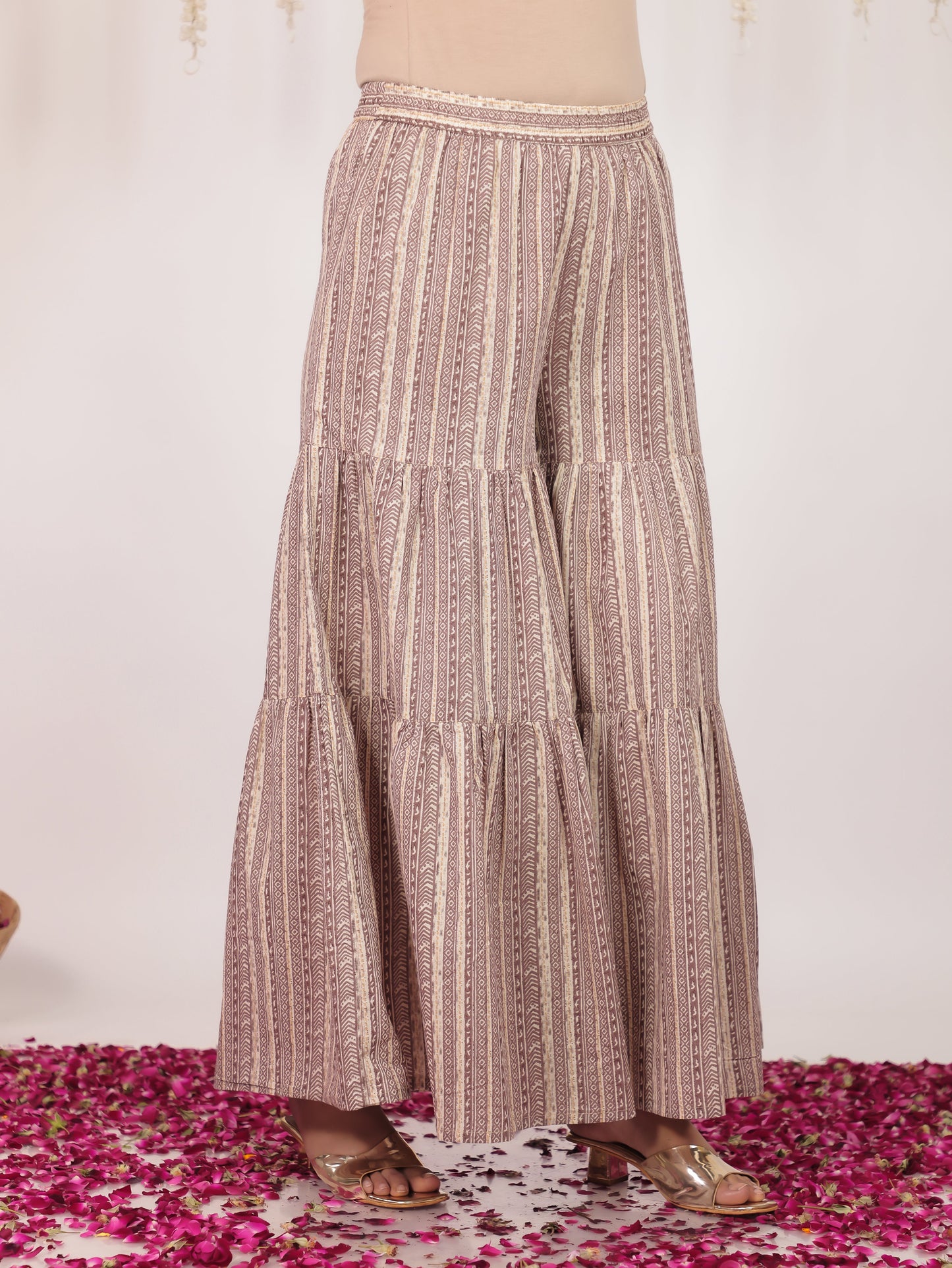 Soft Cotton Striped Brown