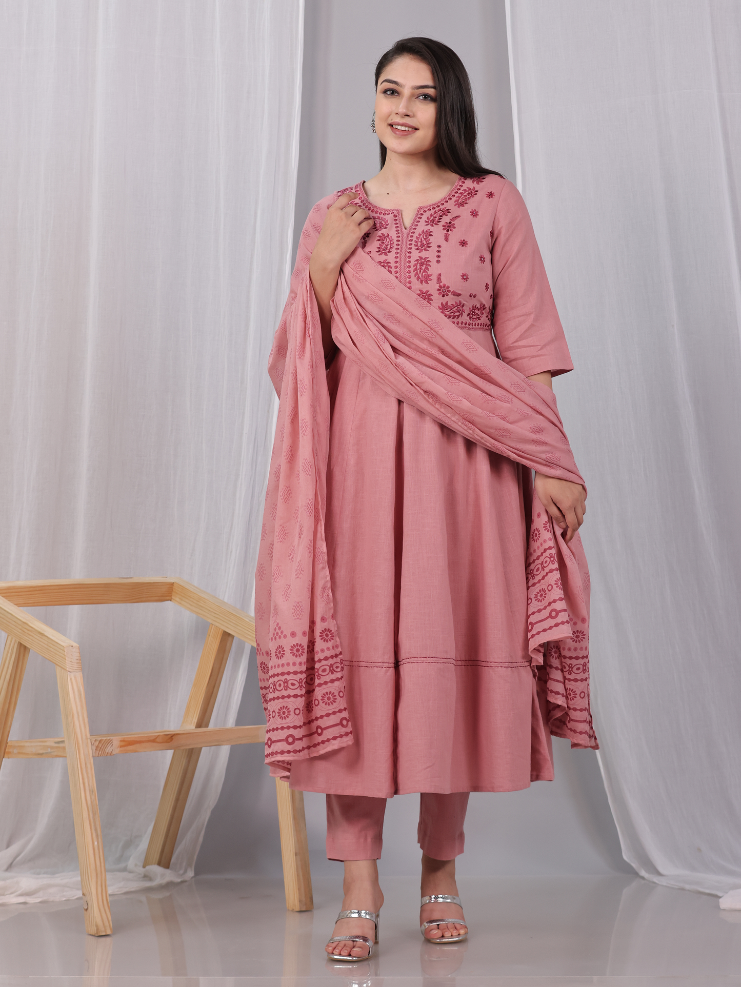 Cotton Voile Butti Pink Dupatta