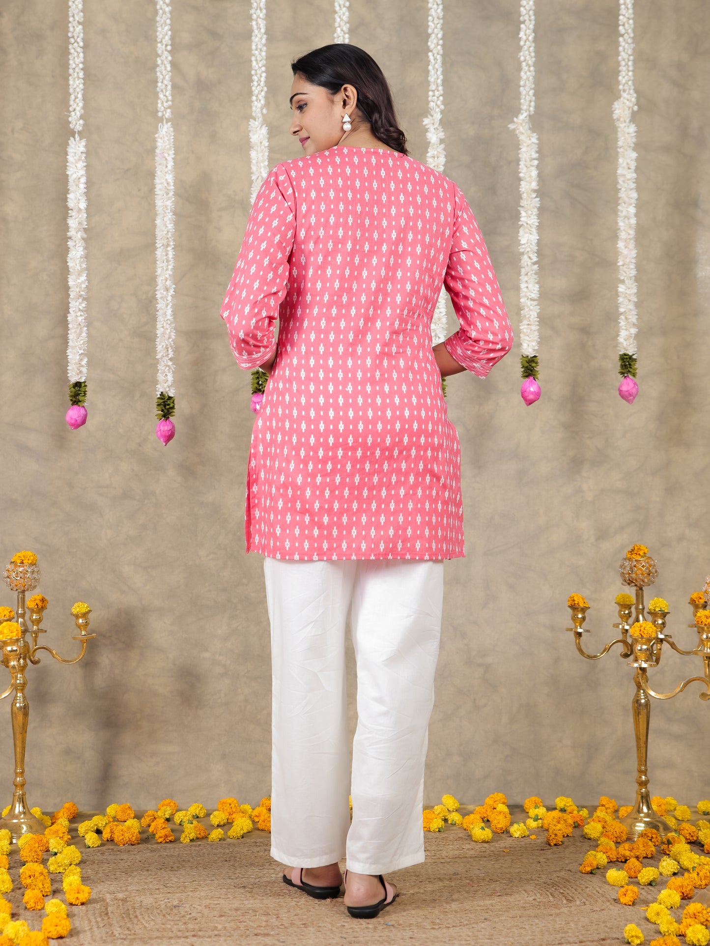 Soft Cotton Geometric Straight Peach Kurta