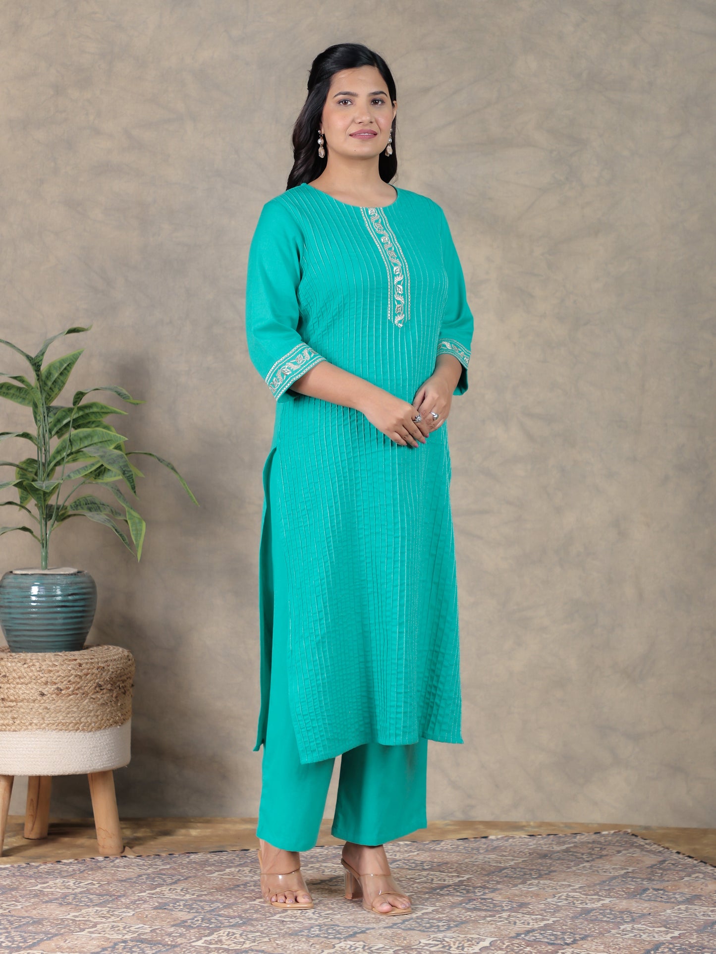 Embroidered Linen Cotton Solid Straight Sea Green Kurta