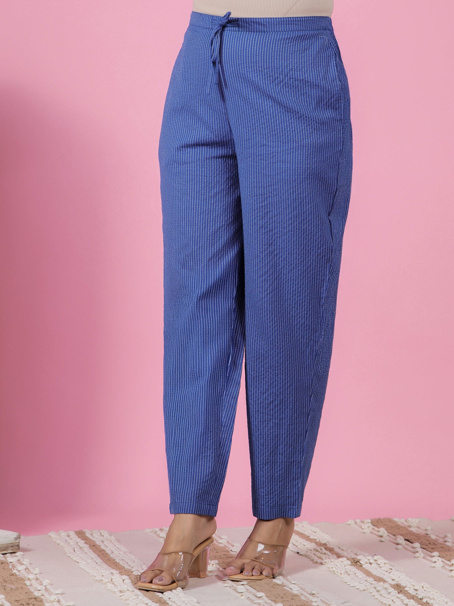 Kantha Cotton Solid Straight Blue Kurta