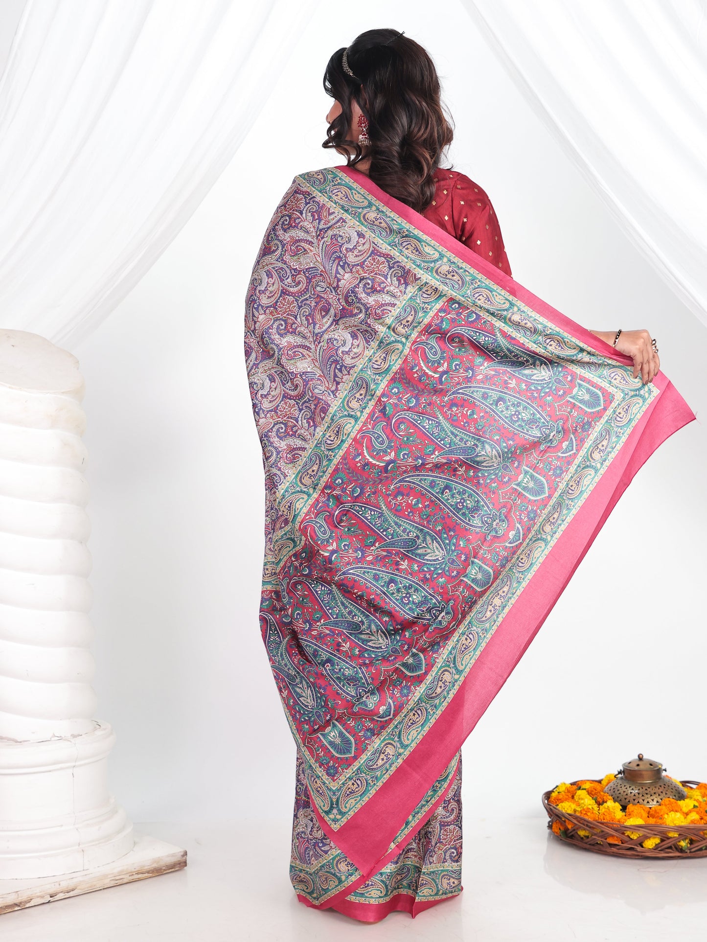 Silk Blend Paisley Multicolor Saree