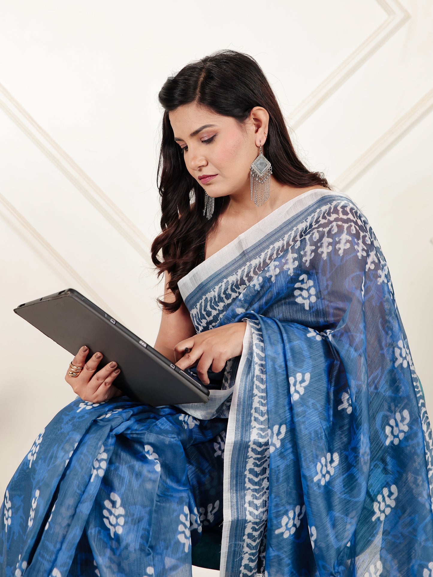 Silk Blend Batik Blue Saree