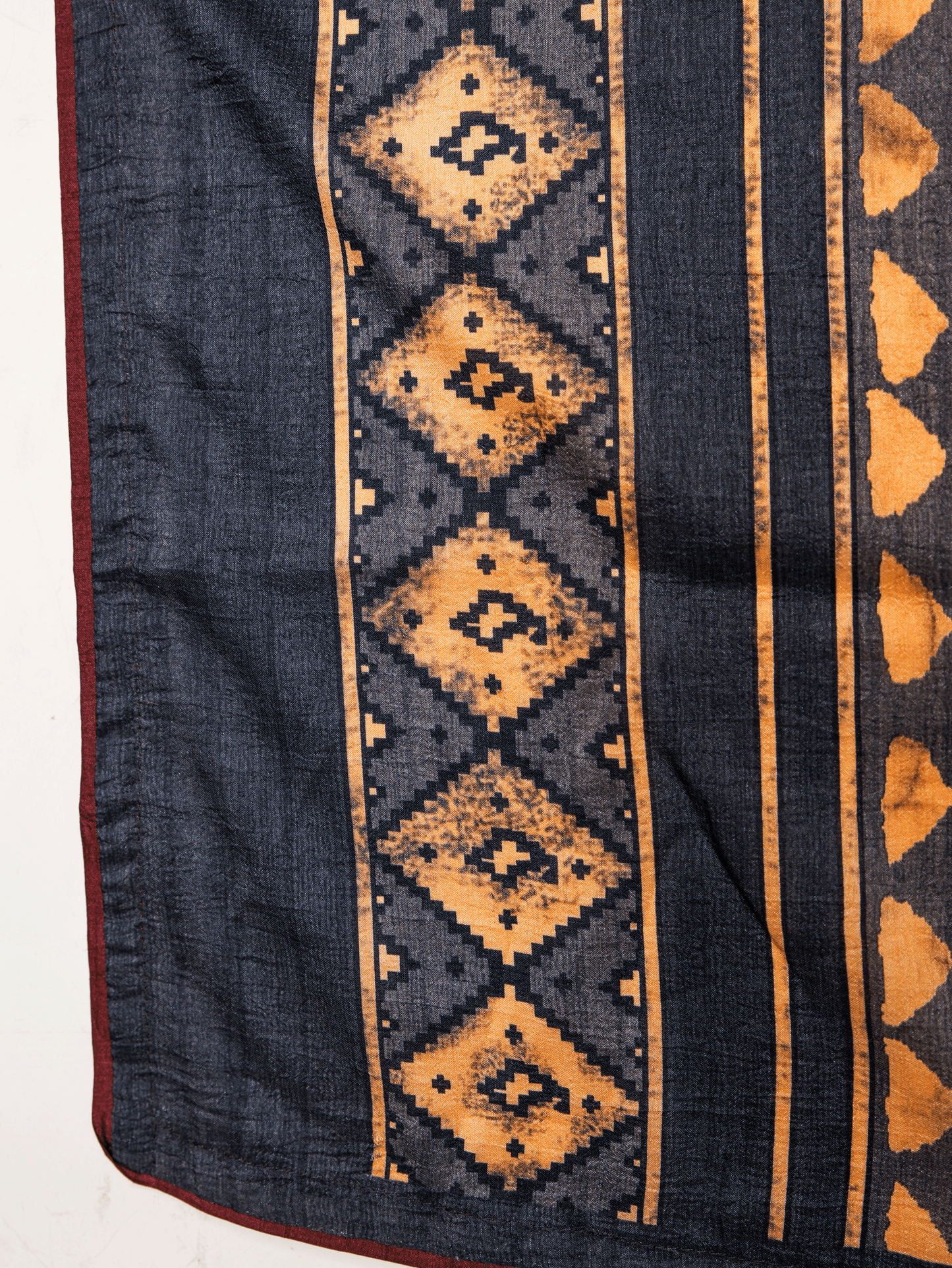 Silk Crepe Geometric Grey Saree