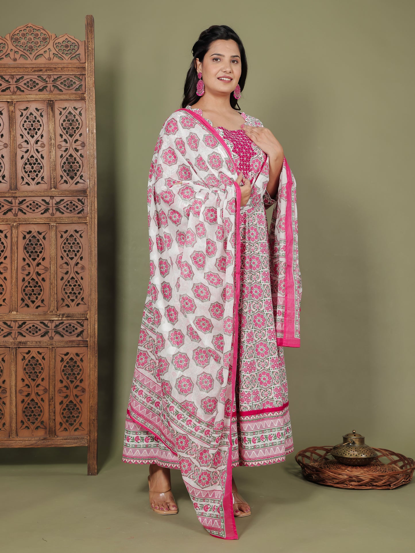 Embroidered Soft Cotton Geometric Flared Pink Kurta