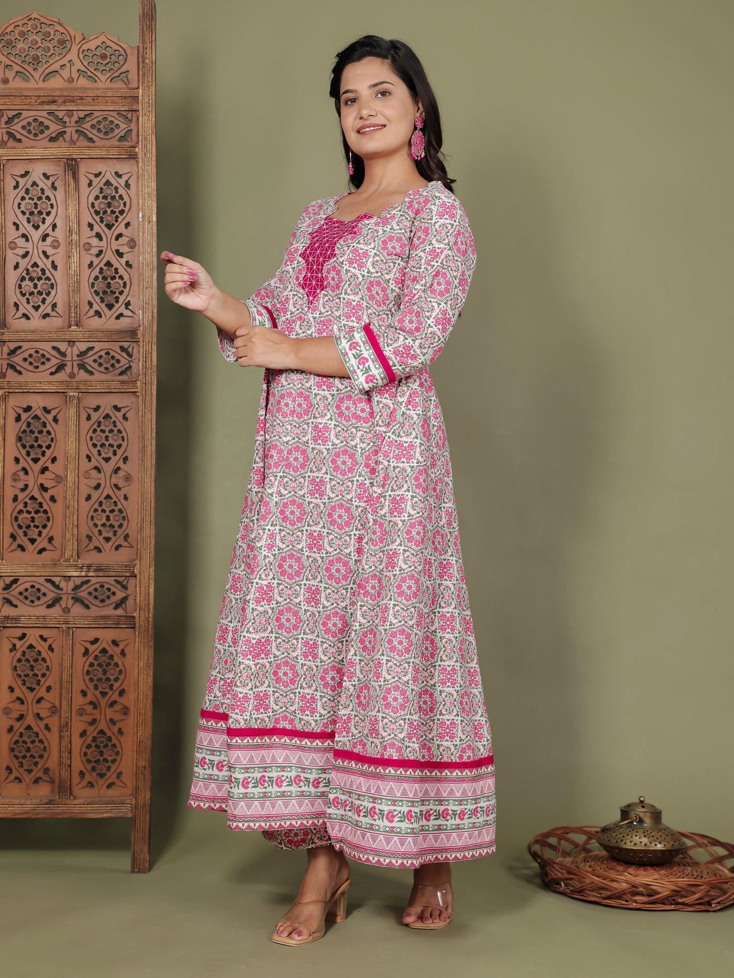 Embroidered Soft Cotton Geometric Flared Pink Kurta