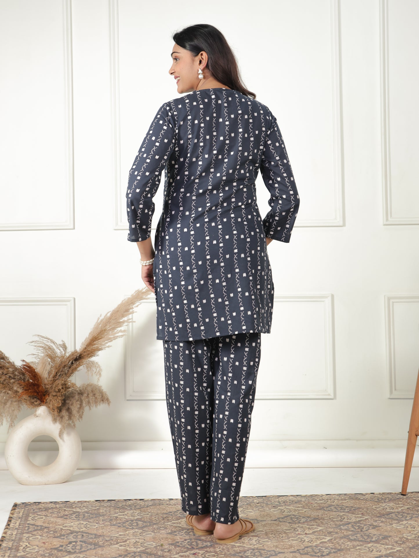 Soft Cotton Geometric Straight Navy Blue Kurta
