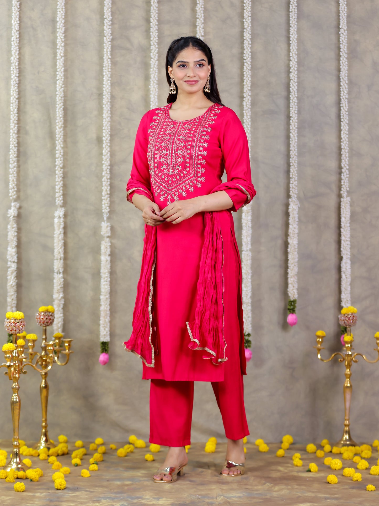 Embroidered Muslin Solid Straight Pink Kurta