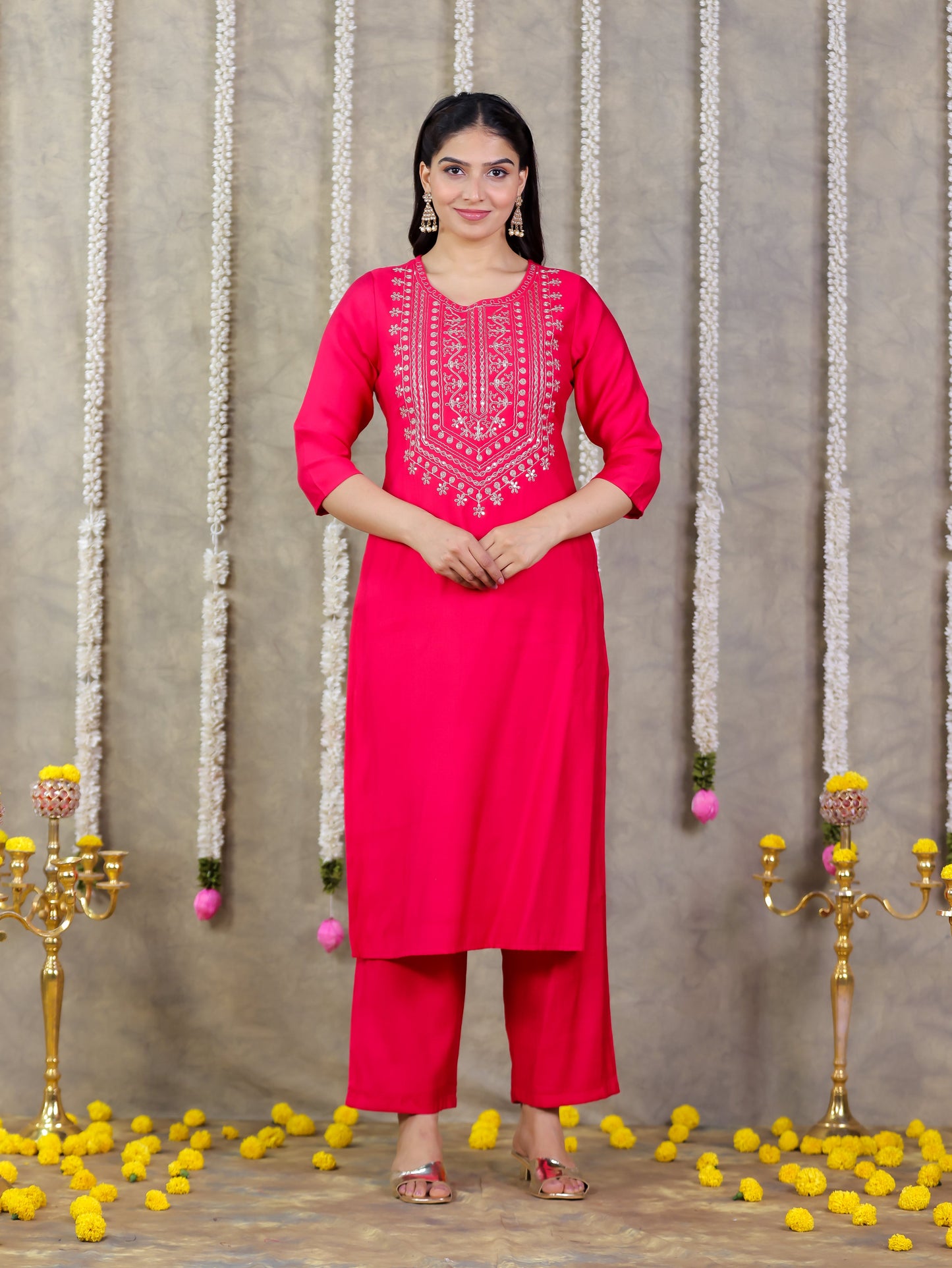 Embroidered Muslin Solid Straight Pink Kurta