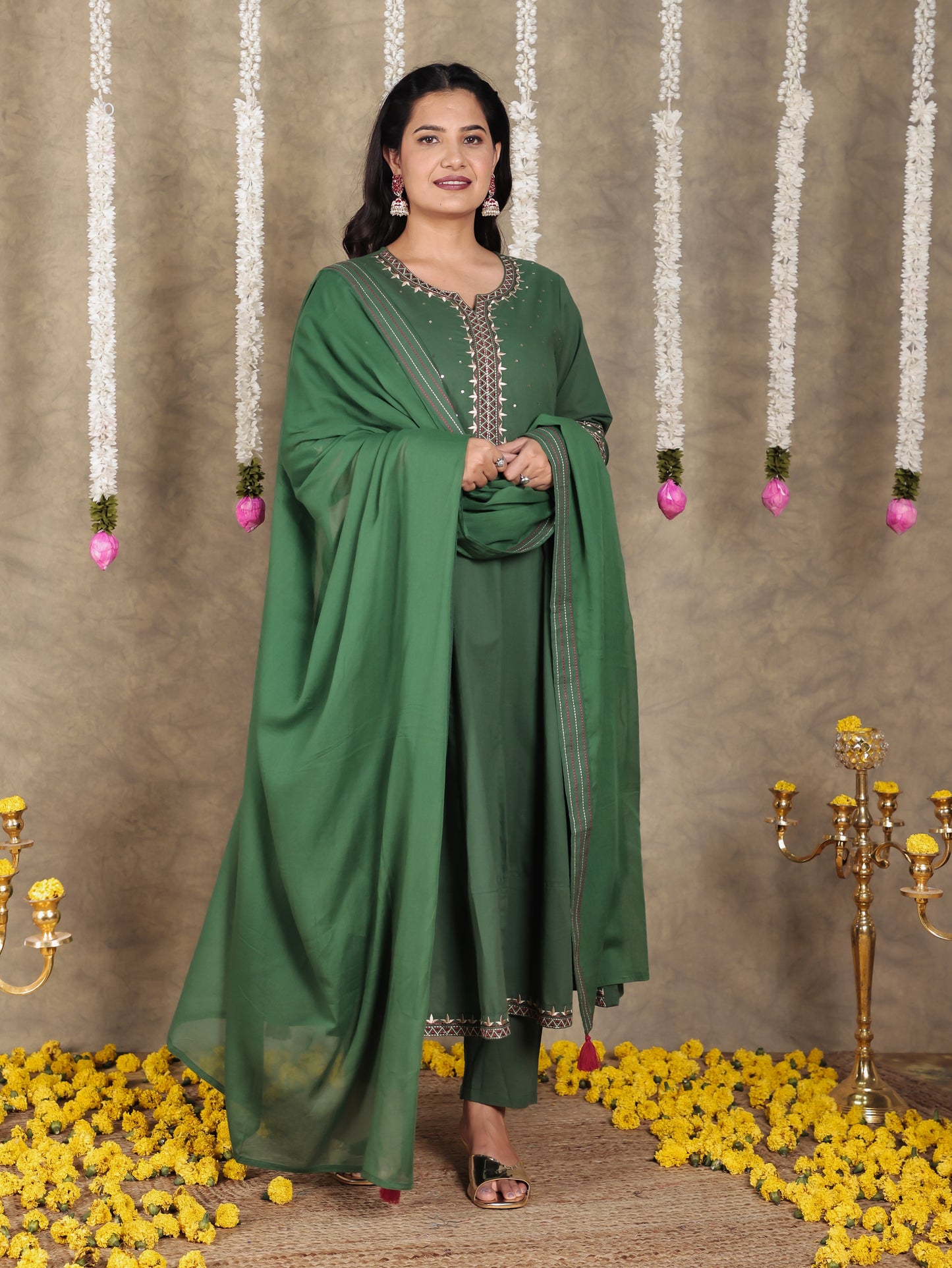 Embroidered Cotton Voile Solid Green Dupatta