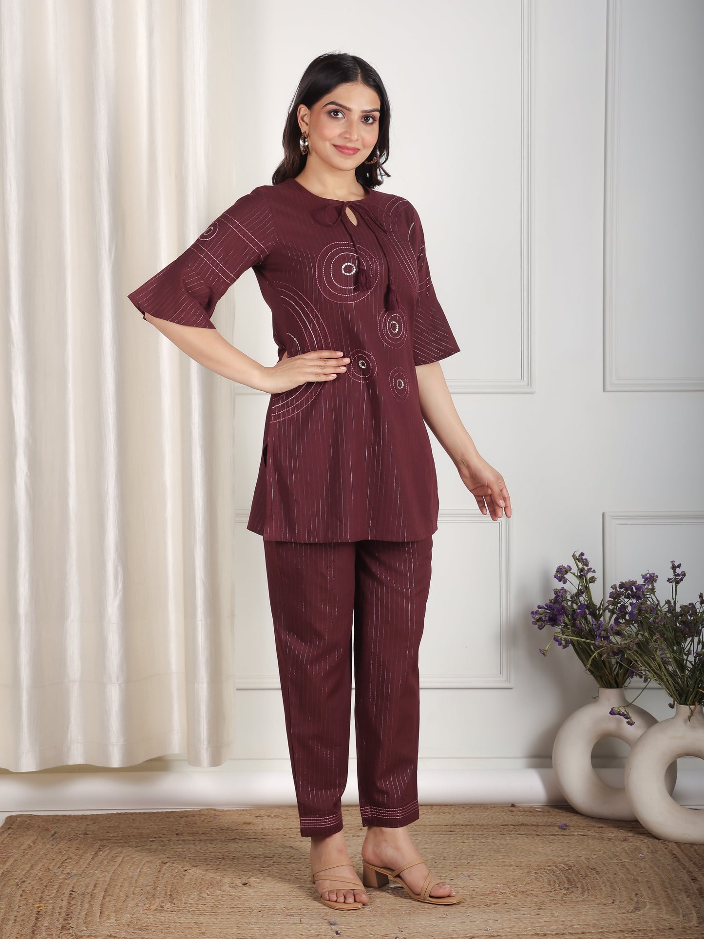 Embroidered Lurex Cotton Solid Straight Brown Kurta