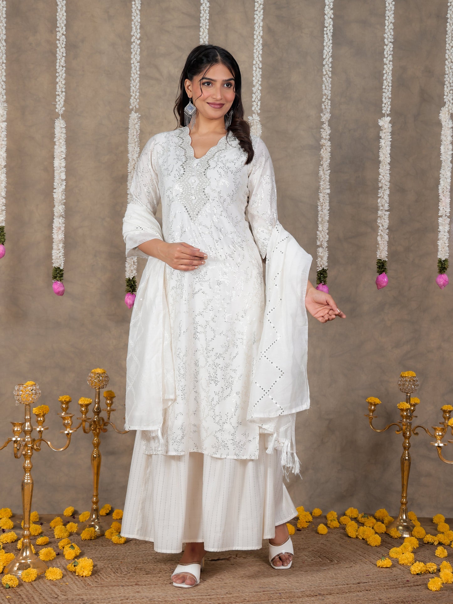 Embroidered Chanderi Solid White Dupatta