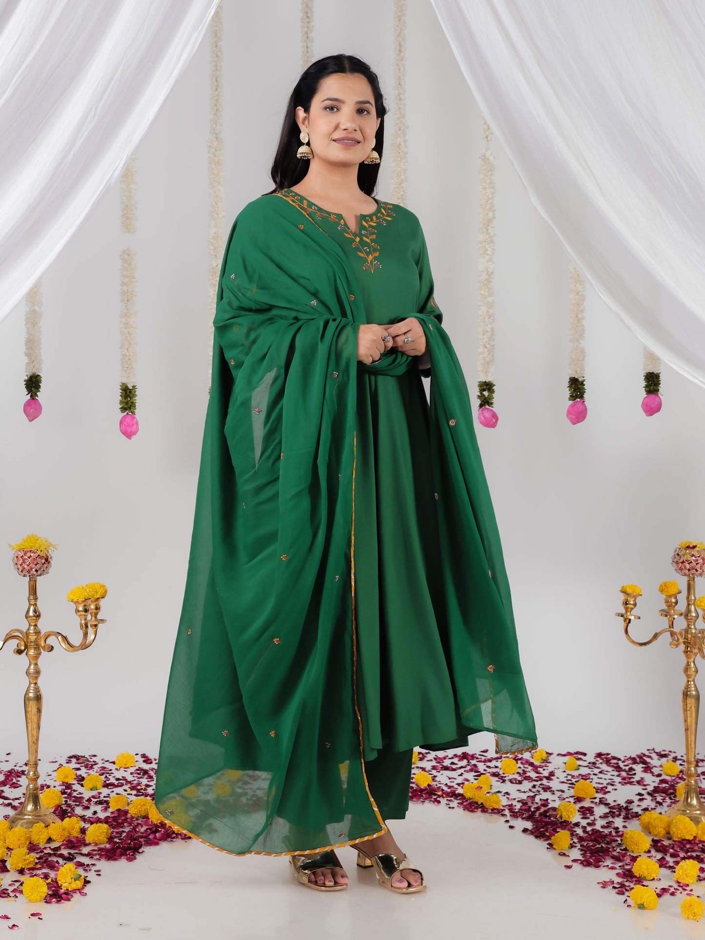 Embroidered Cotton Voile Solid Green Dupatta