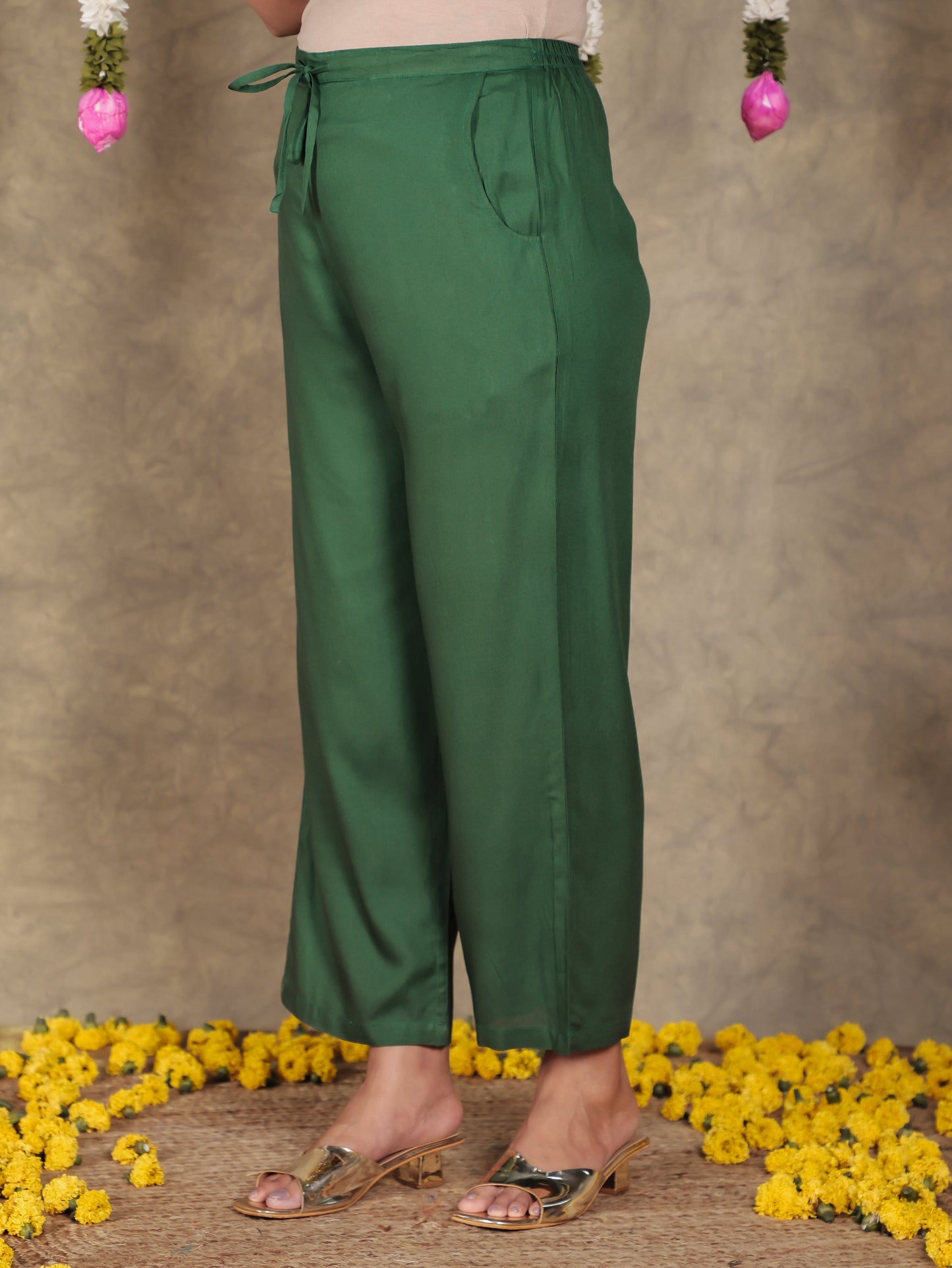Embroidered Viscose Solid Kaftan Green Kurta
