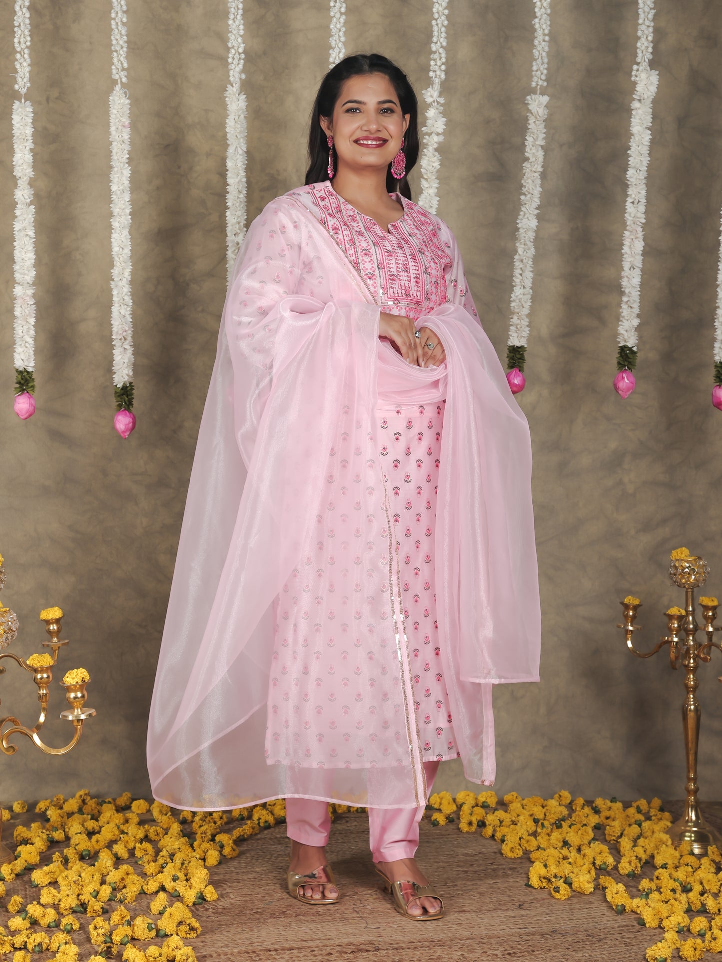 Embroidered Chanderi Floral Straight Pink Kurta
