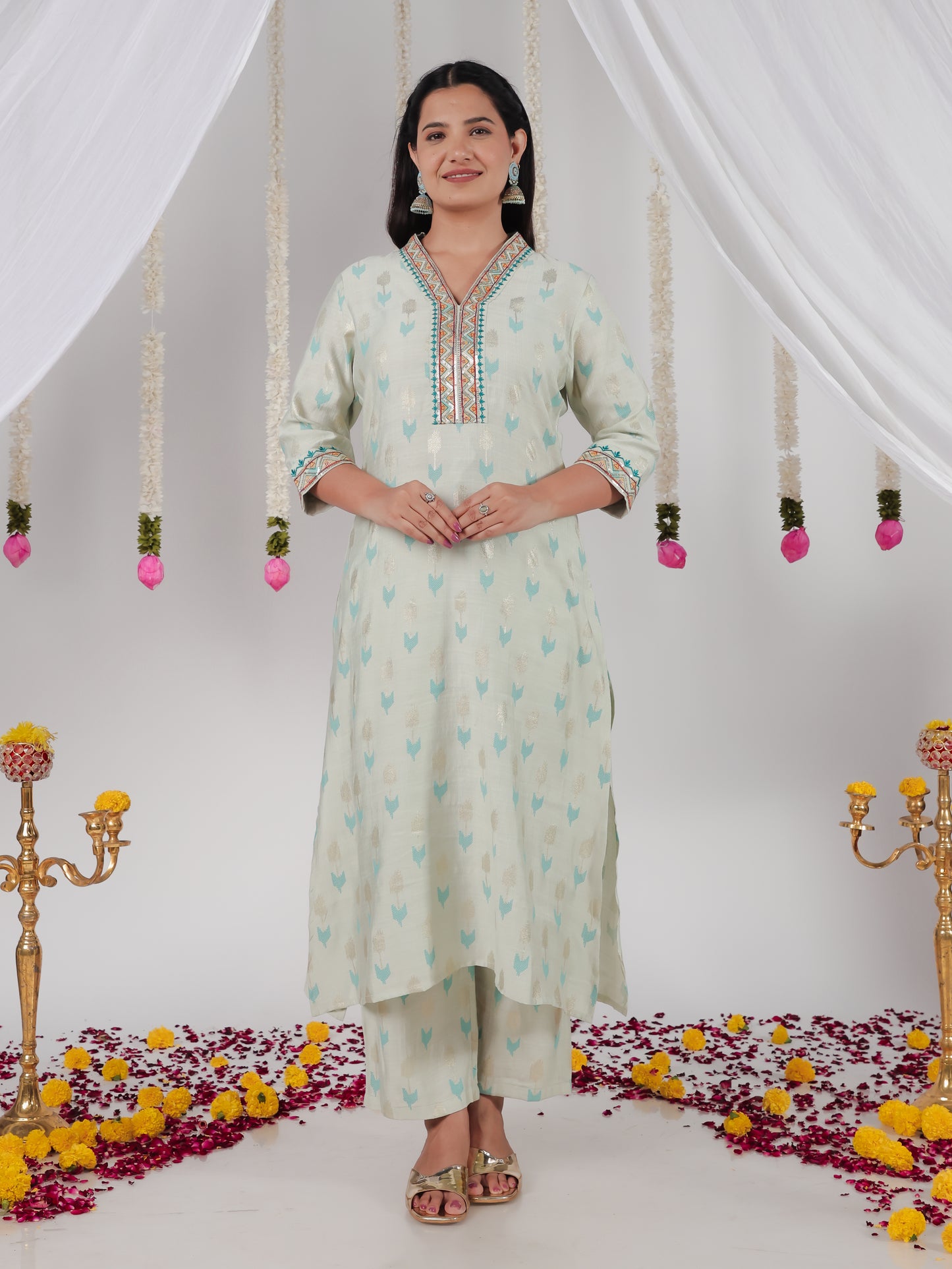 Embroidered Romen silk Geometric Straight Baby Blue Kurta