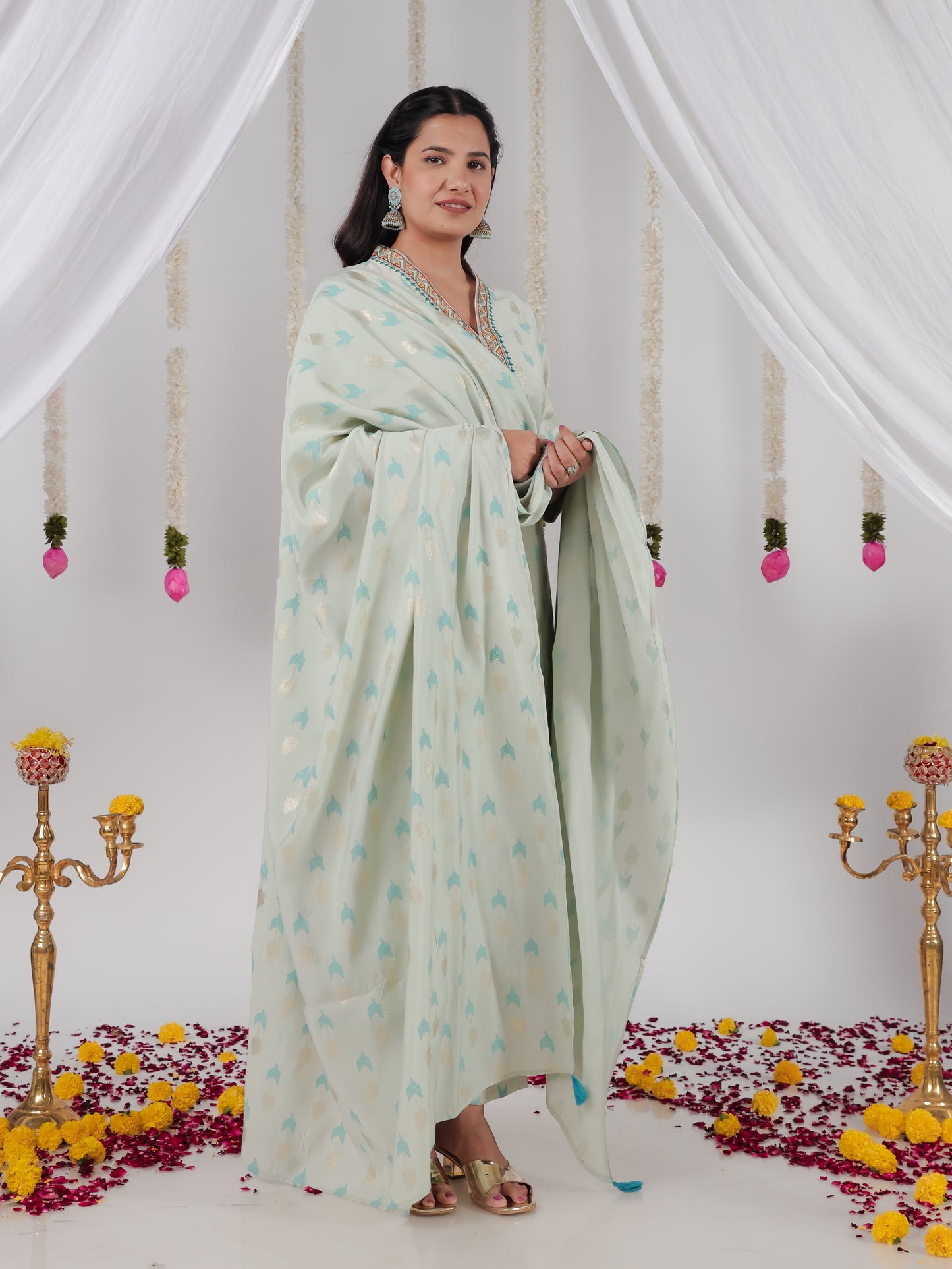 Embroidered Romen silk Geometric Straight Baby Blue Kurta