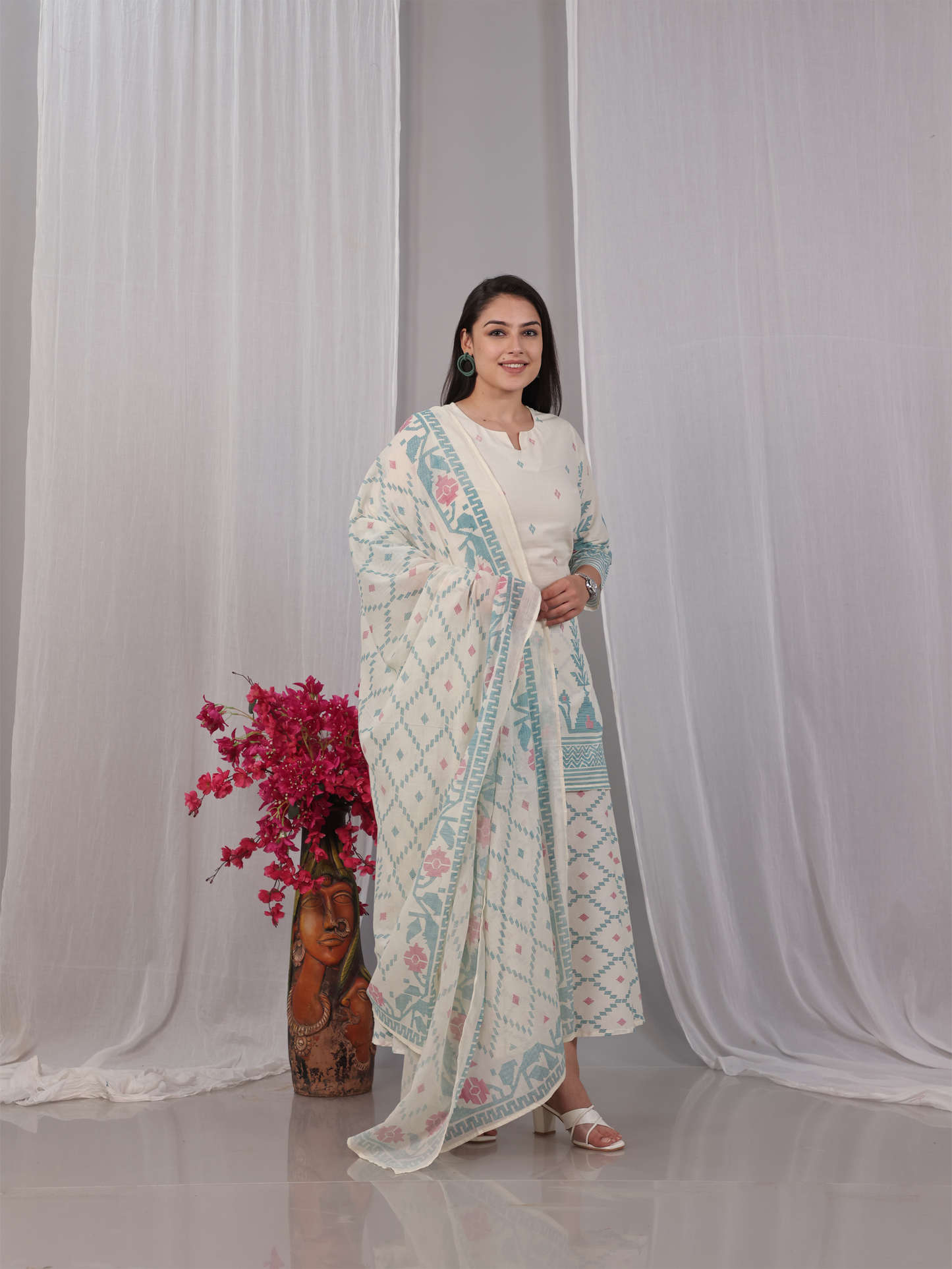 Cotton Voile Geometric Off White Dupatta