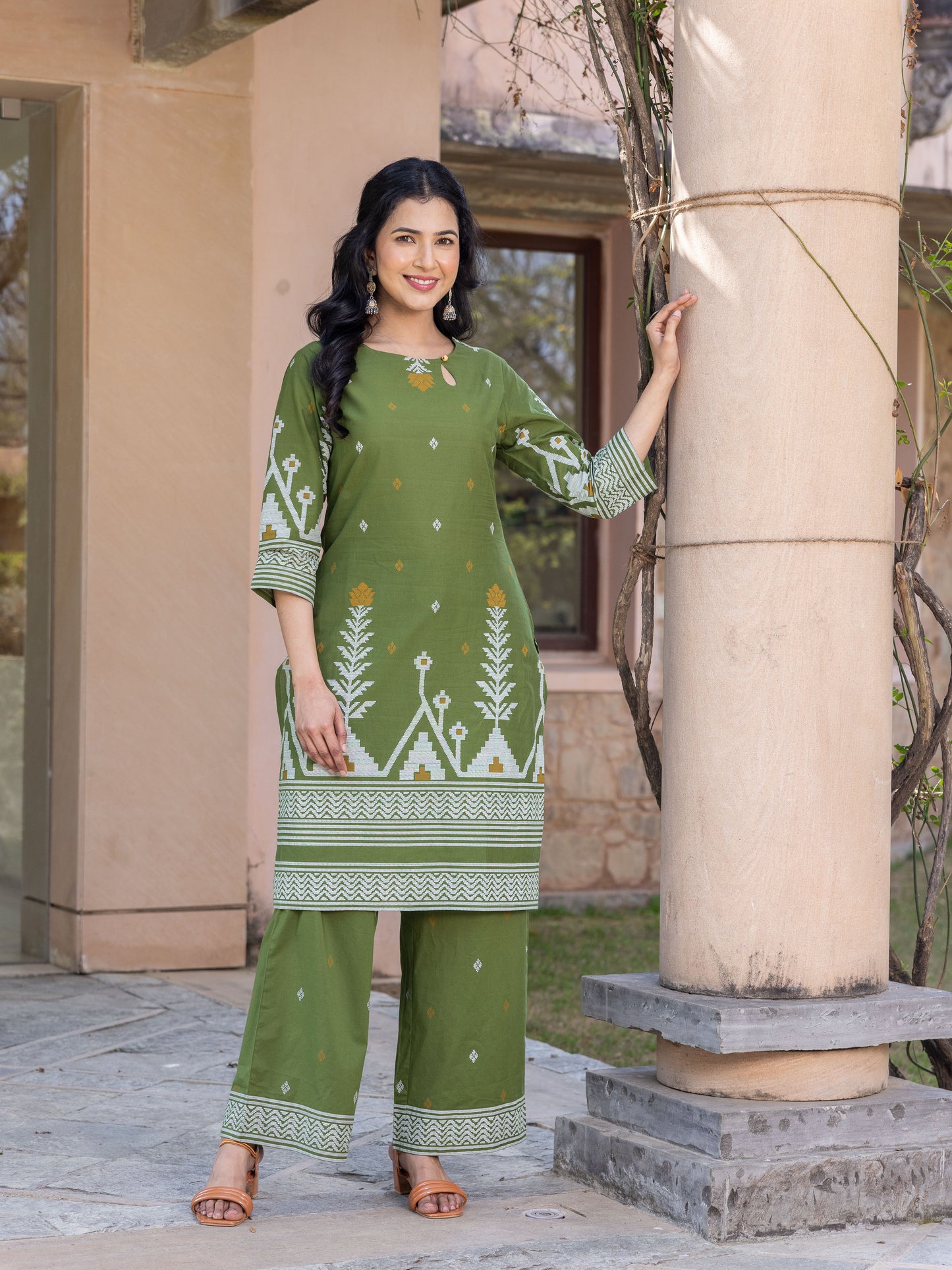 Soft Cotton Geometric Straight Green Kurta