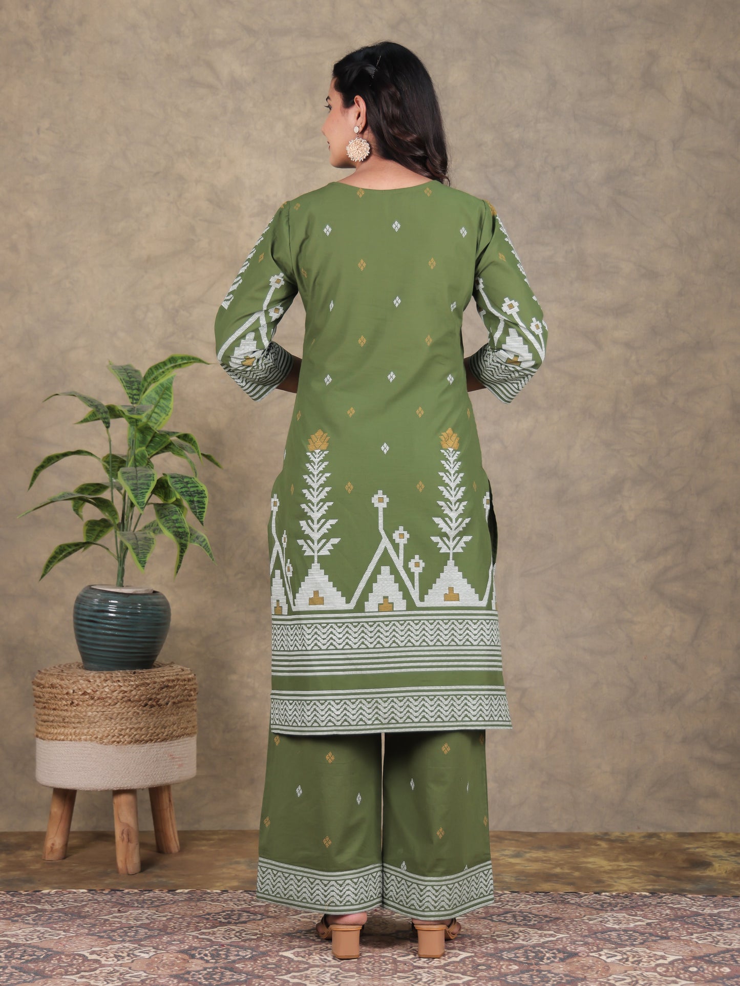 Soft Cotton Geometric Straight Green Kurta