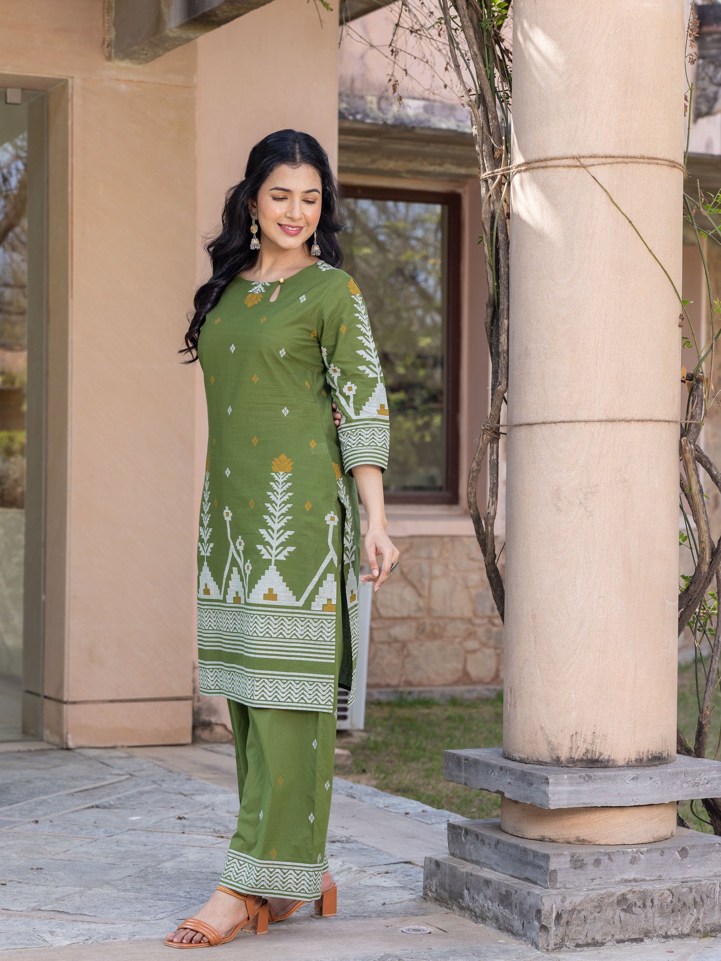 Soft Cotton Geometric Straight Green Kurta