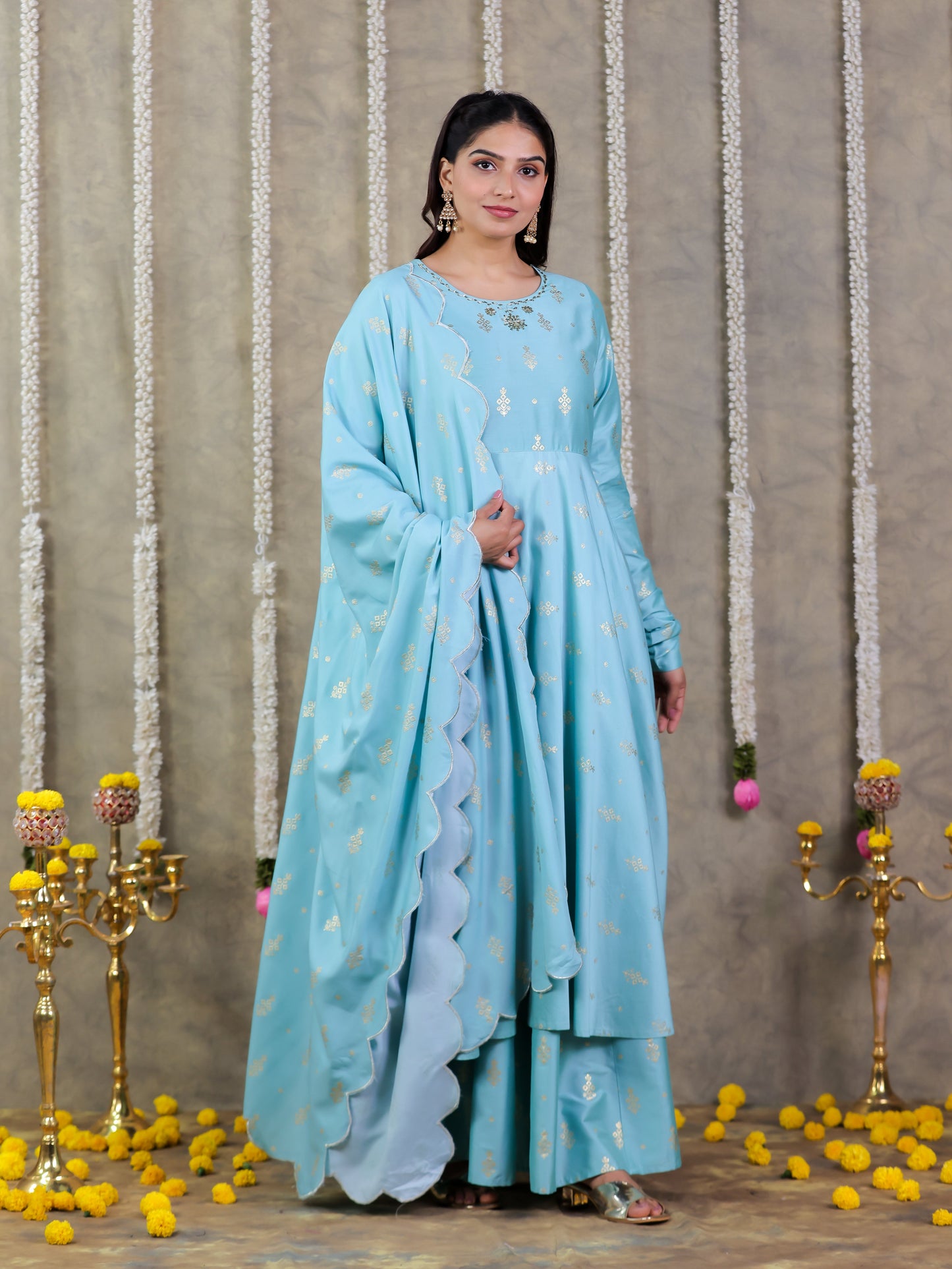Embroidered Muslin Gold foil Green Dupatta