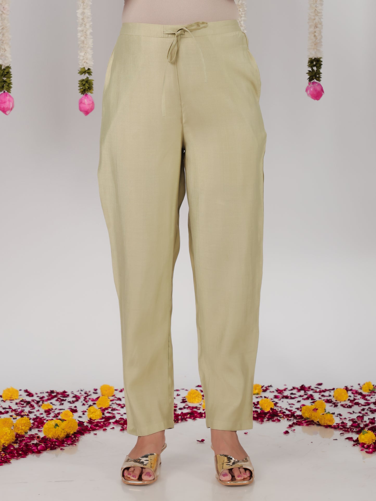Vertigan Solid Green Tapered Trousers