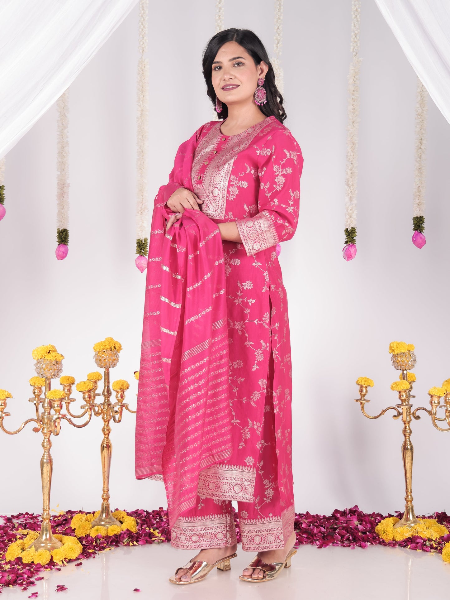 Vertigan Floral Royal Pink Dupatta