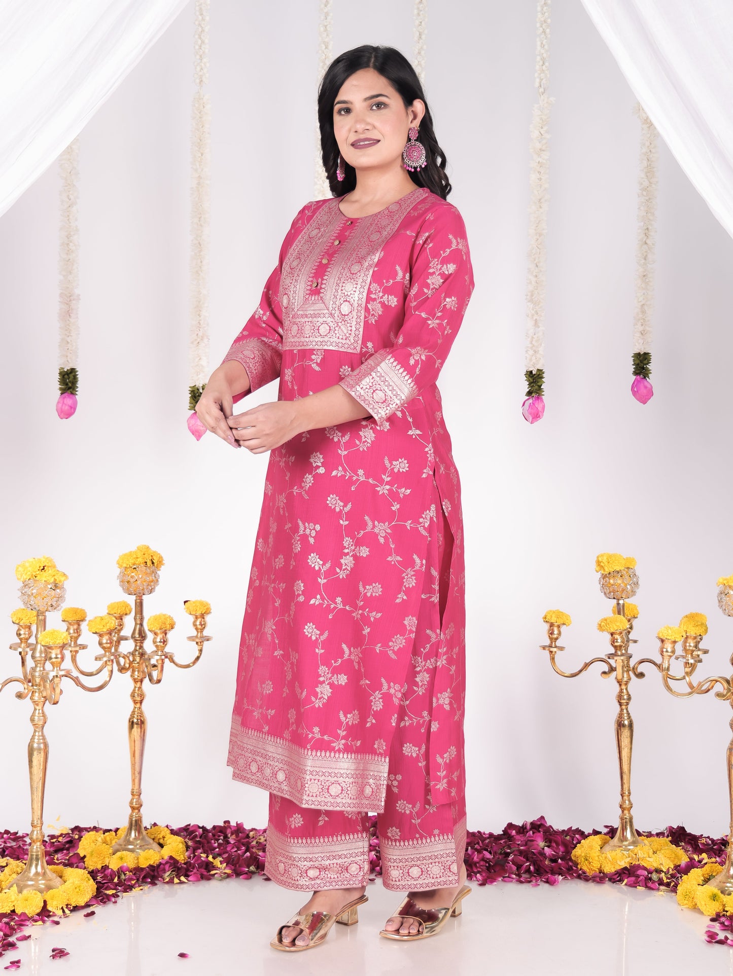 Vertigan Floral Straight Royal Pink Kurta