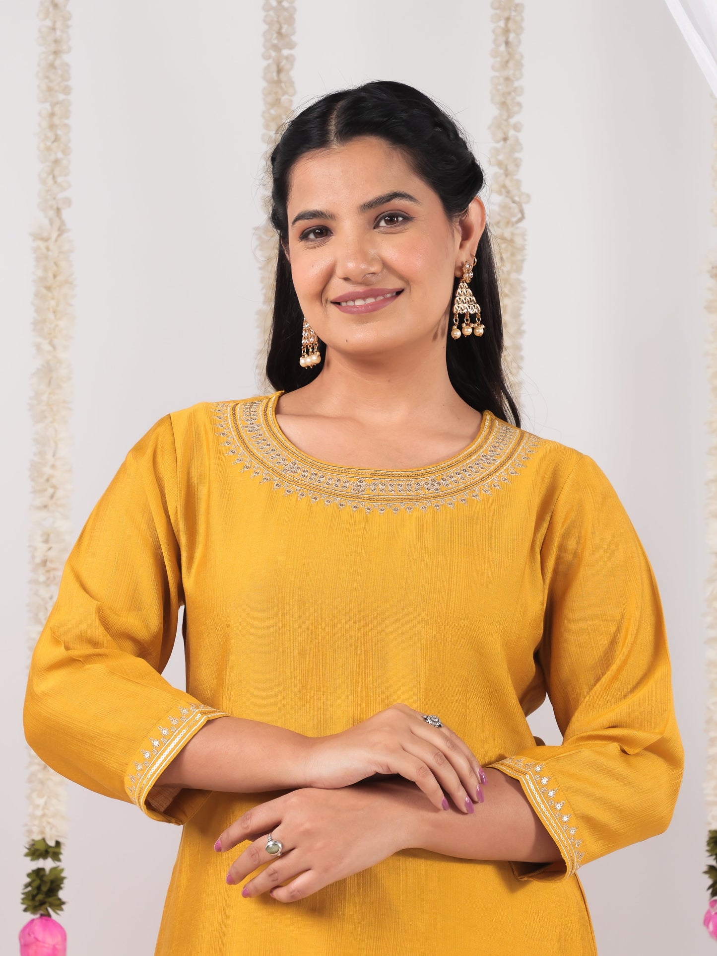 Embroidered Vertigan Solid Straight Yellow Kurta