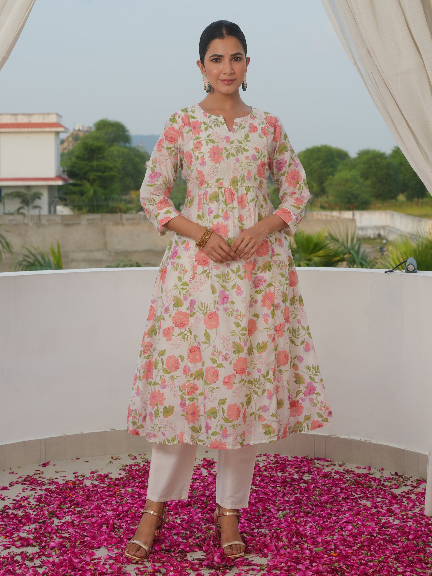 Chanderi Floral Flared Off White Kurta