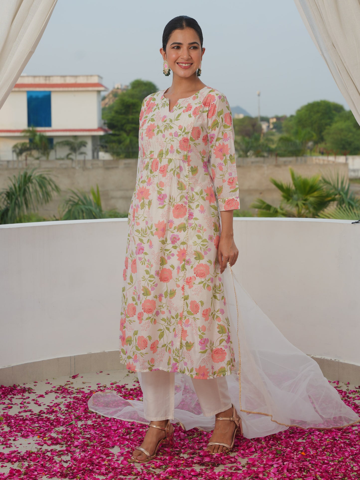 Chanderi Floral Flared Off White Kurta
