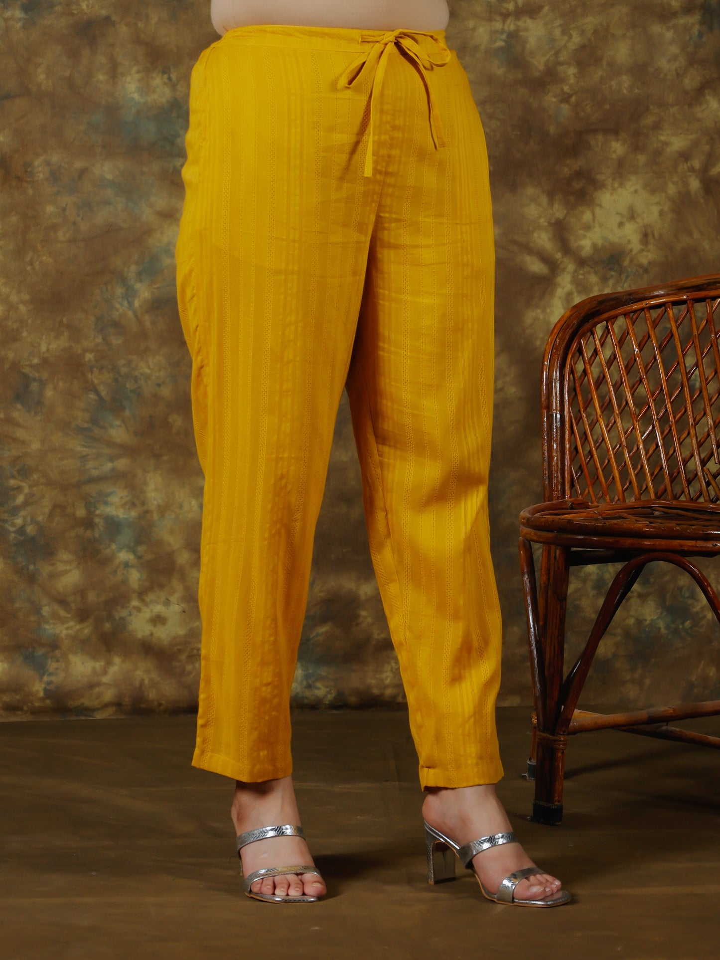 Cotton Dobby Solid Yellow Tapered Tapered Trousers