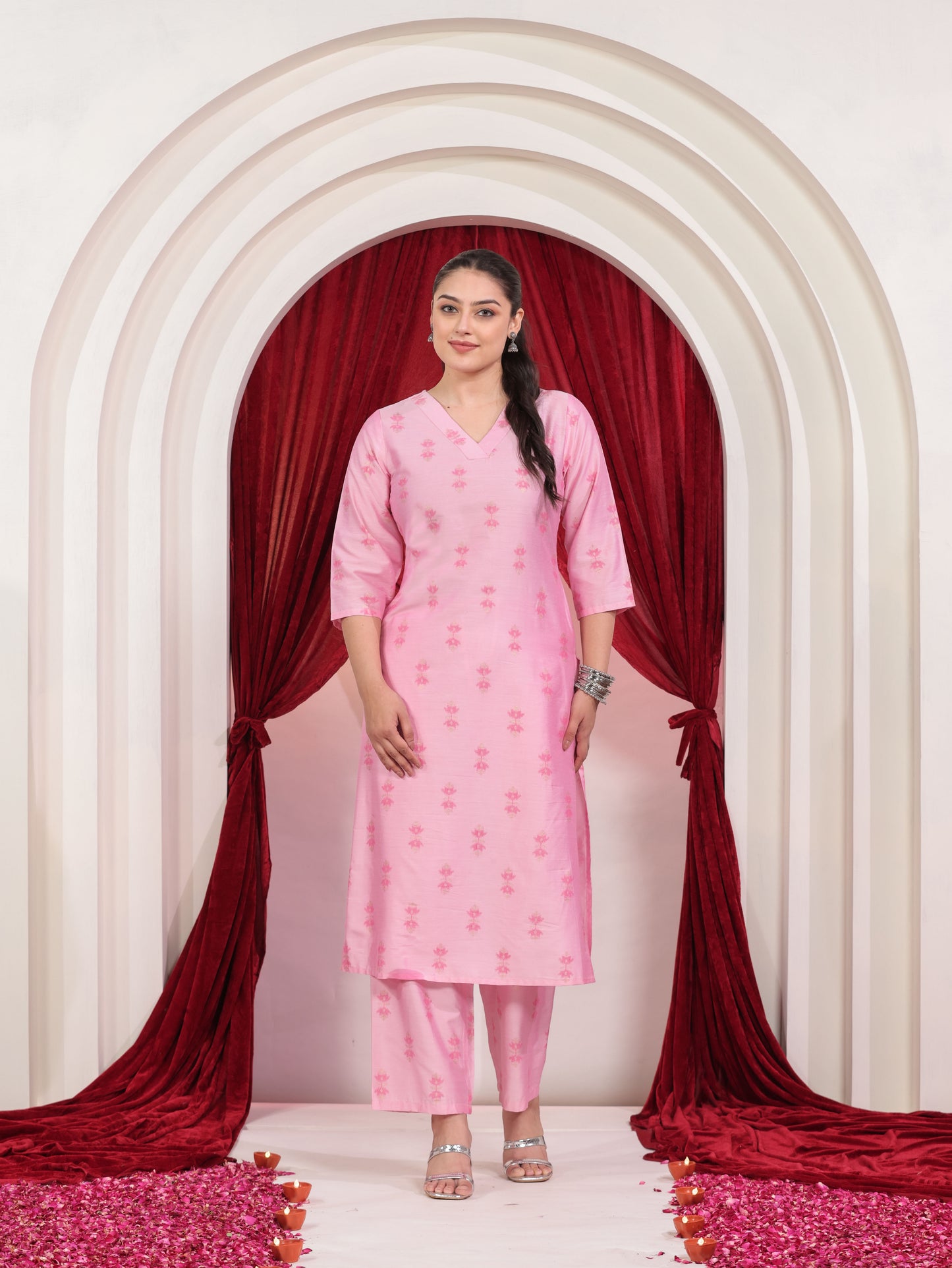 Roman silk Geometric A-line Baby Pink Kurta