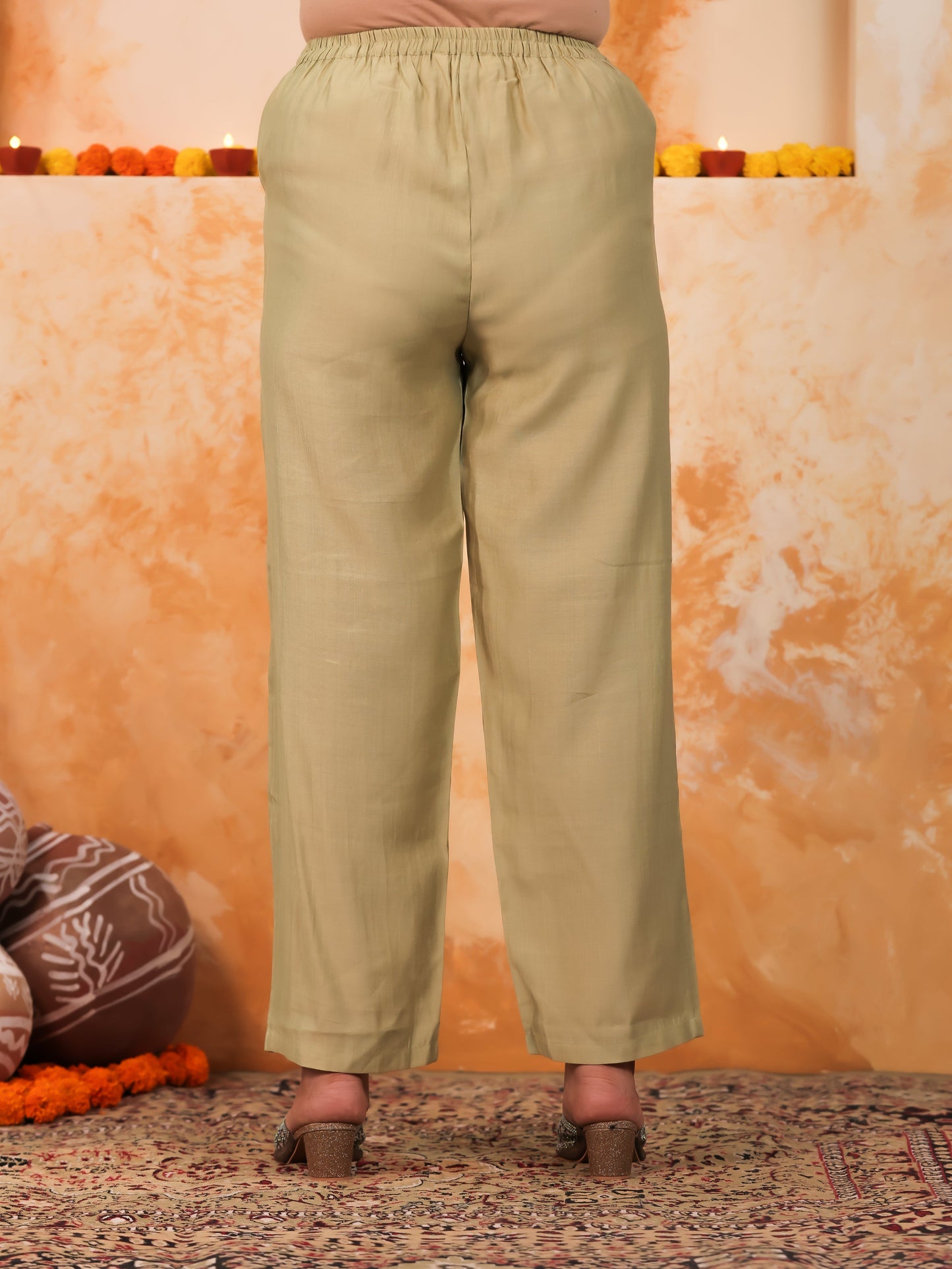 Vertigan Solid Green Straight Trousers