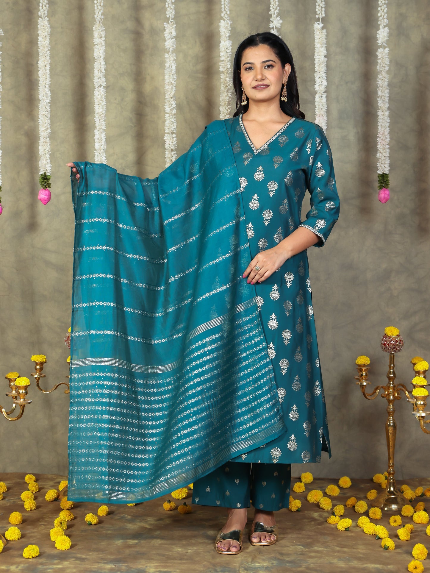 Embroidered Romen silk Gold foil Straight Blue Kurta