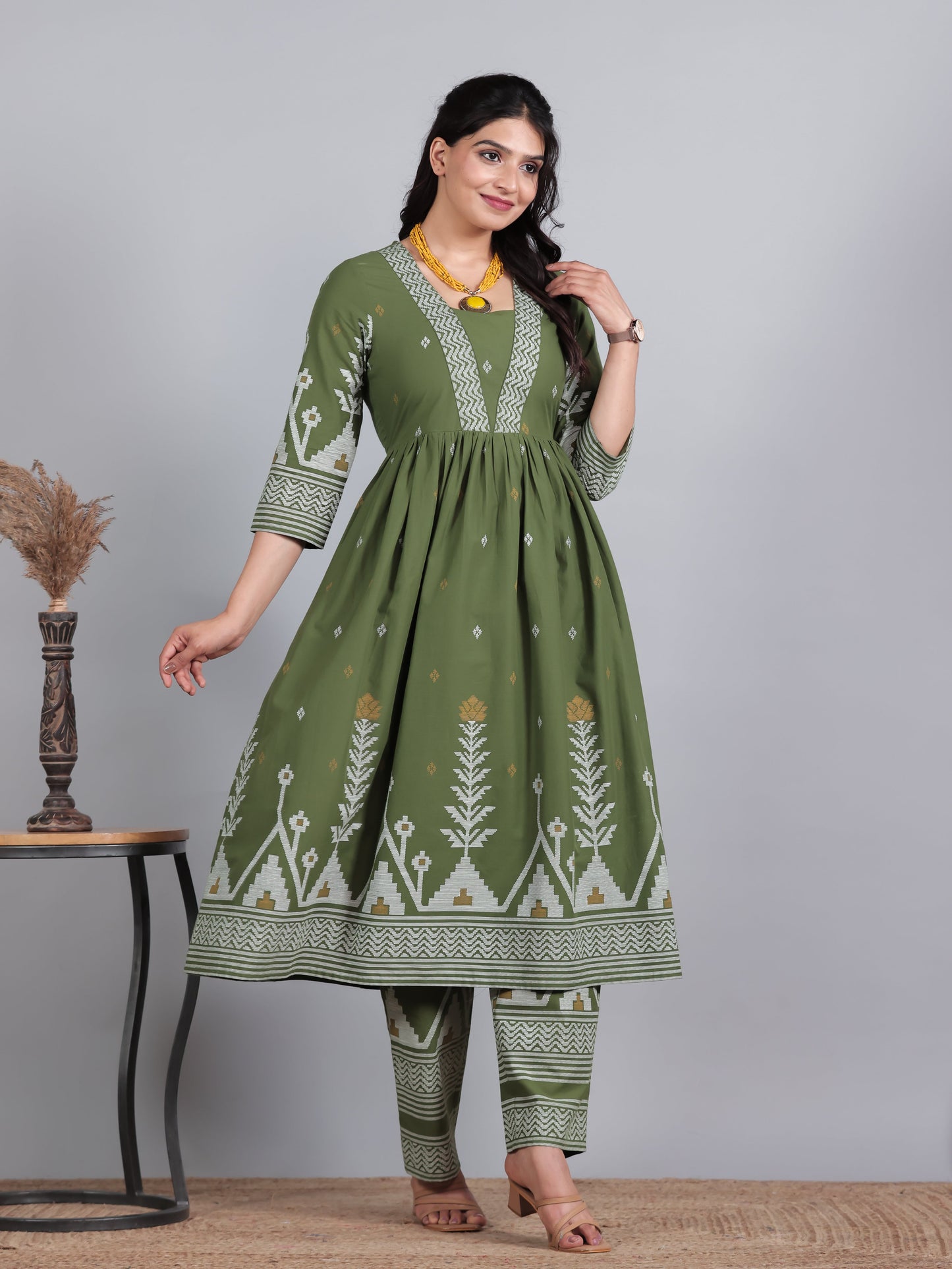Soft Cotton Geometric Anarkali Green Kurta