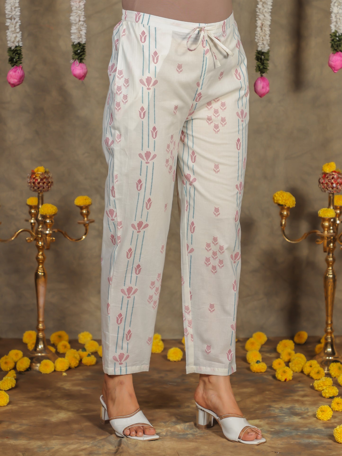 Soft Cotton Geometric Off White Tapered Trousers