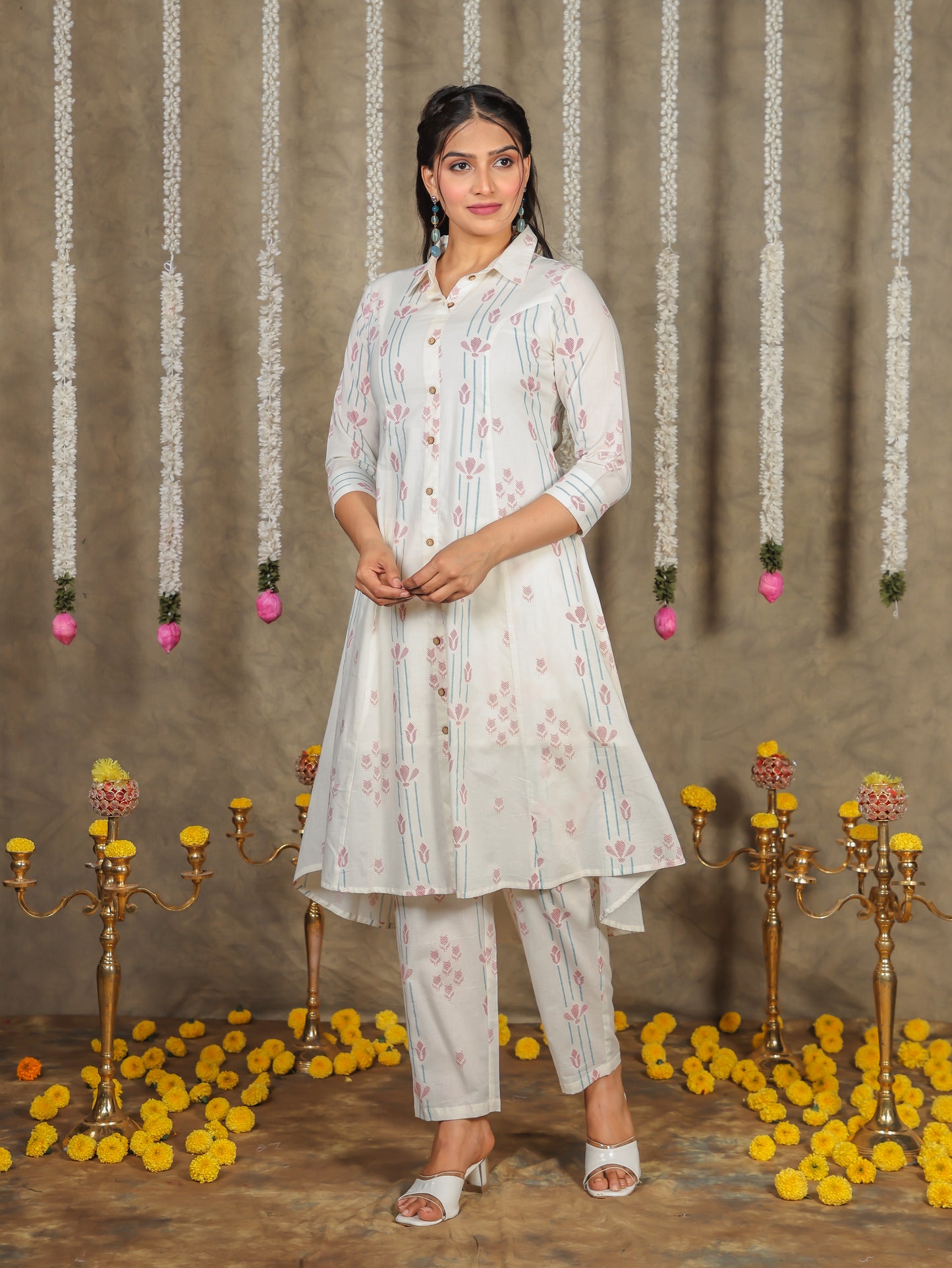 Soft Cotton Geometric High Low Off White Kurta