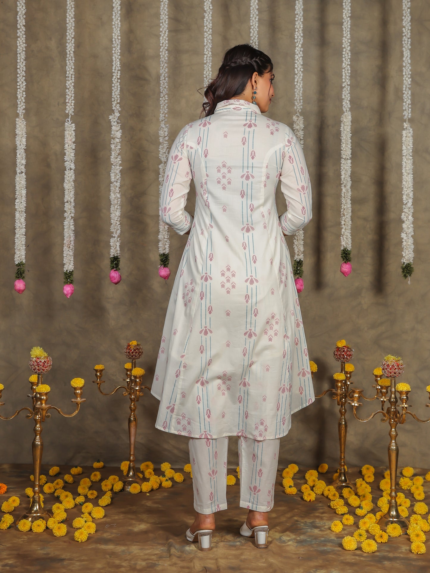 Soft Cotton Geometric High Low Off White Kurta