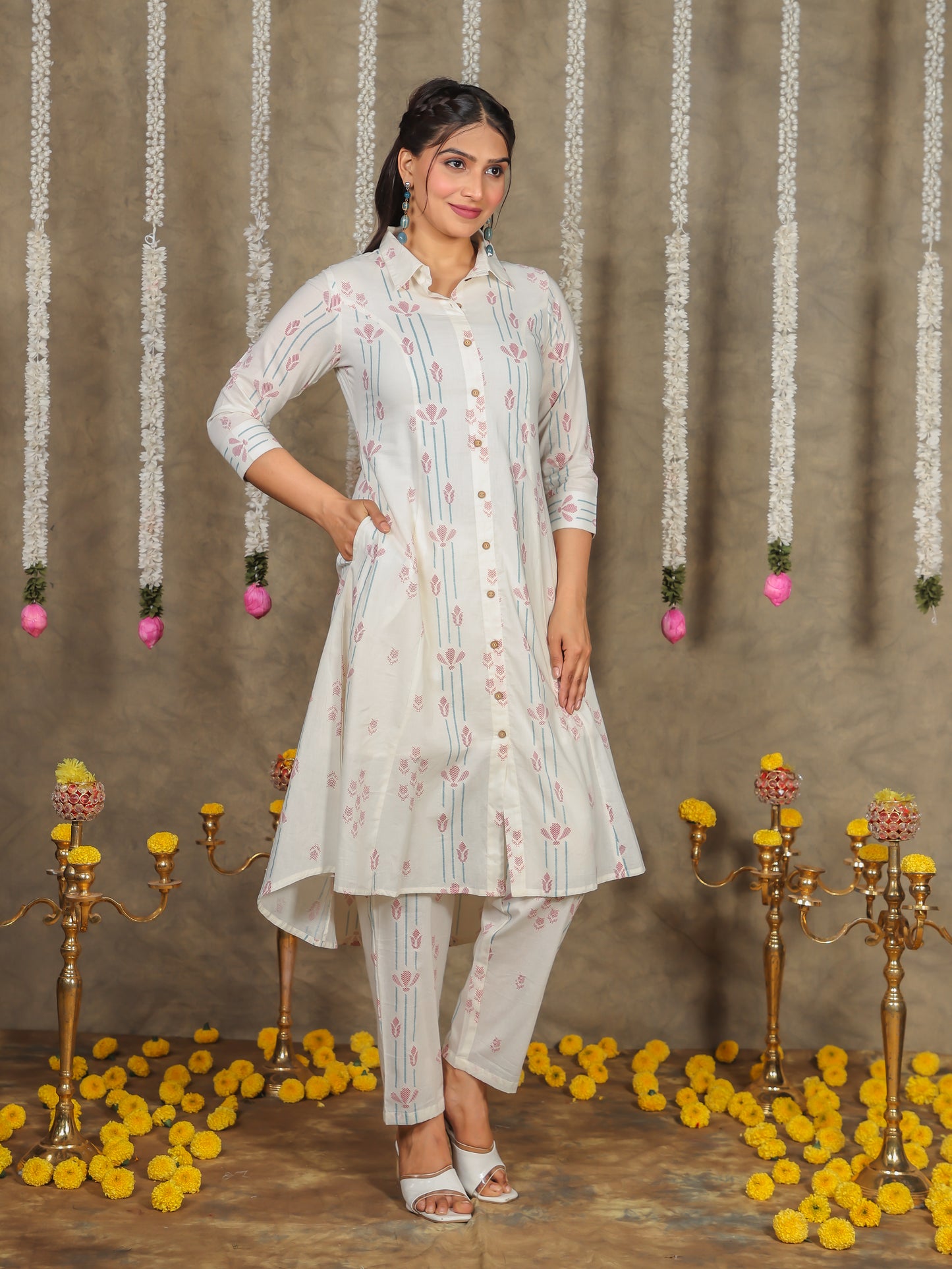Soft Cotton Geometric High Low Off White Kurta