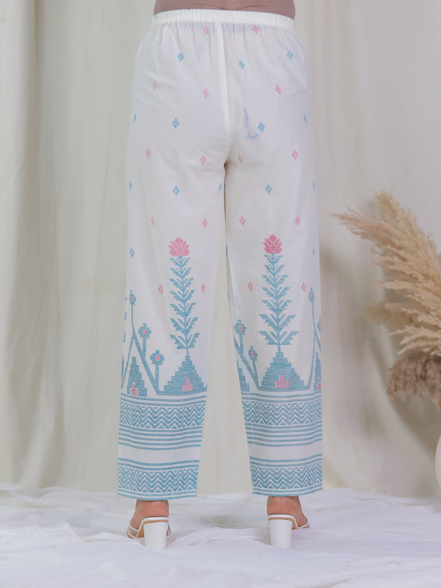 Soft Cotton Geometric Off White Straight Trousers