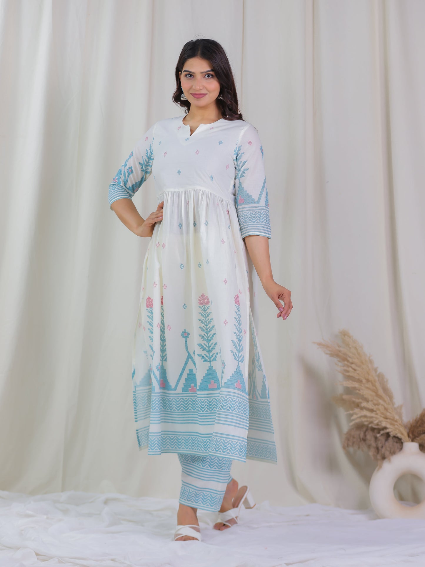 Soft Cotton Geometric Gathered Off White Kurta